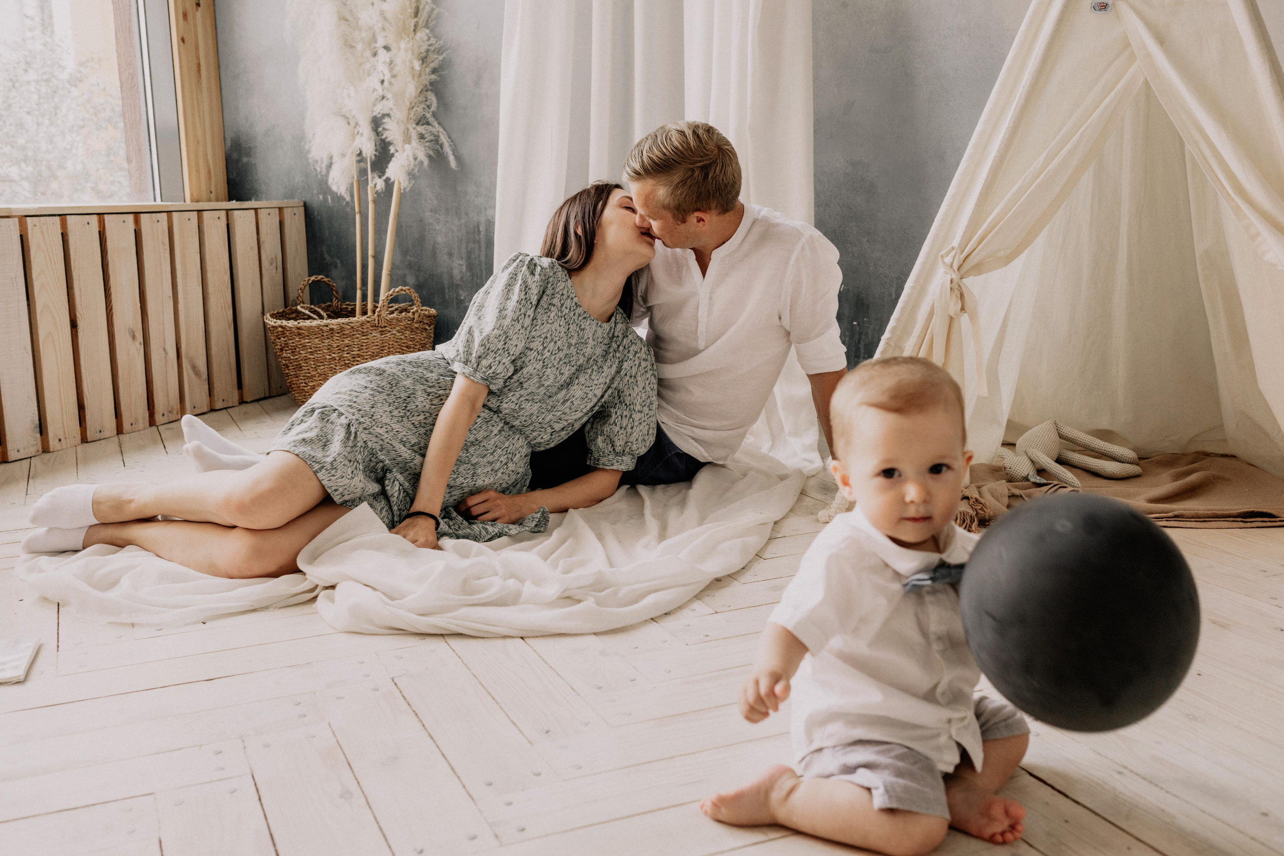 First Birthday Photography – Playful & Heartwarming Session. Alisa Tant — Family and newborn photographer Bucks County, Montgomery county, Philadelphia, NJ