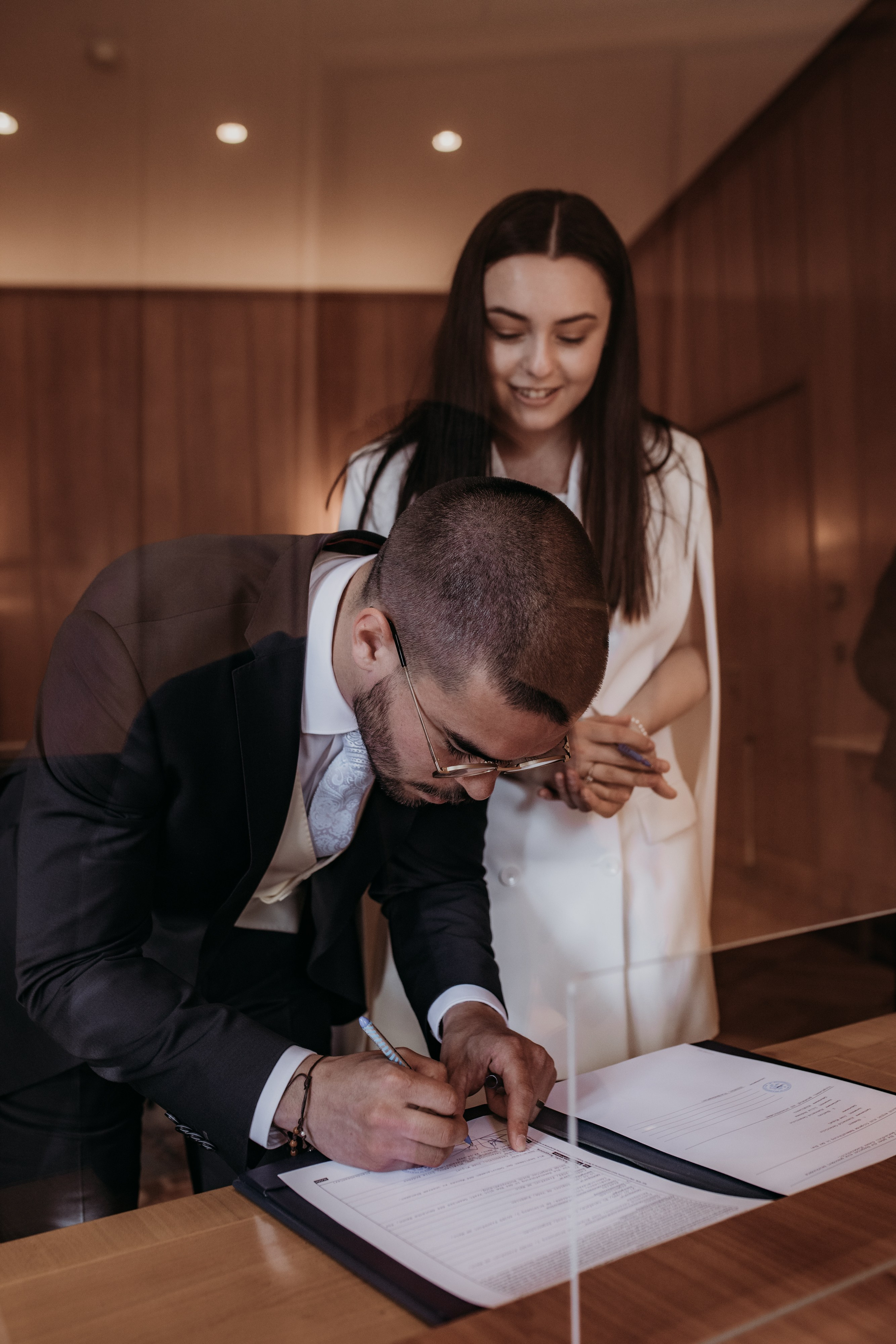Natürliche und emotionale standesamtliche Trauung in Frankfurt am Main.