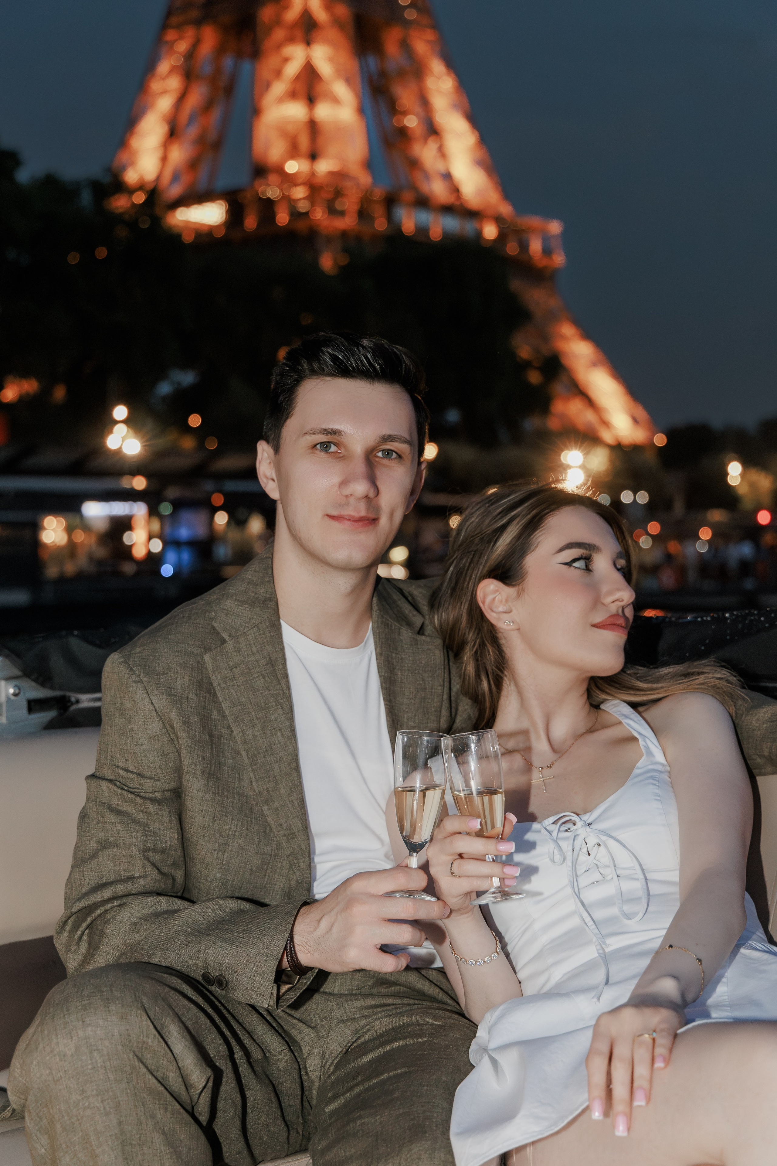 Night Photography in Paris: The Ultimate Luxury Experience for Couples & Proposals. Photographe à Paris