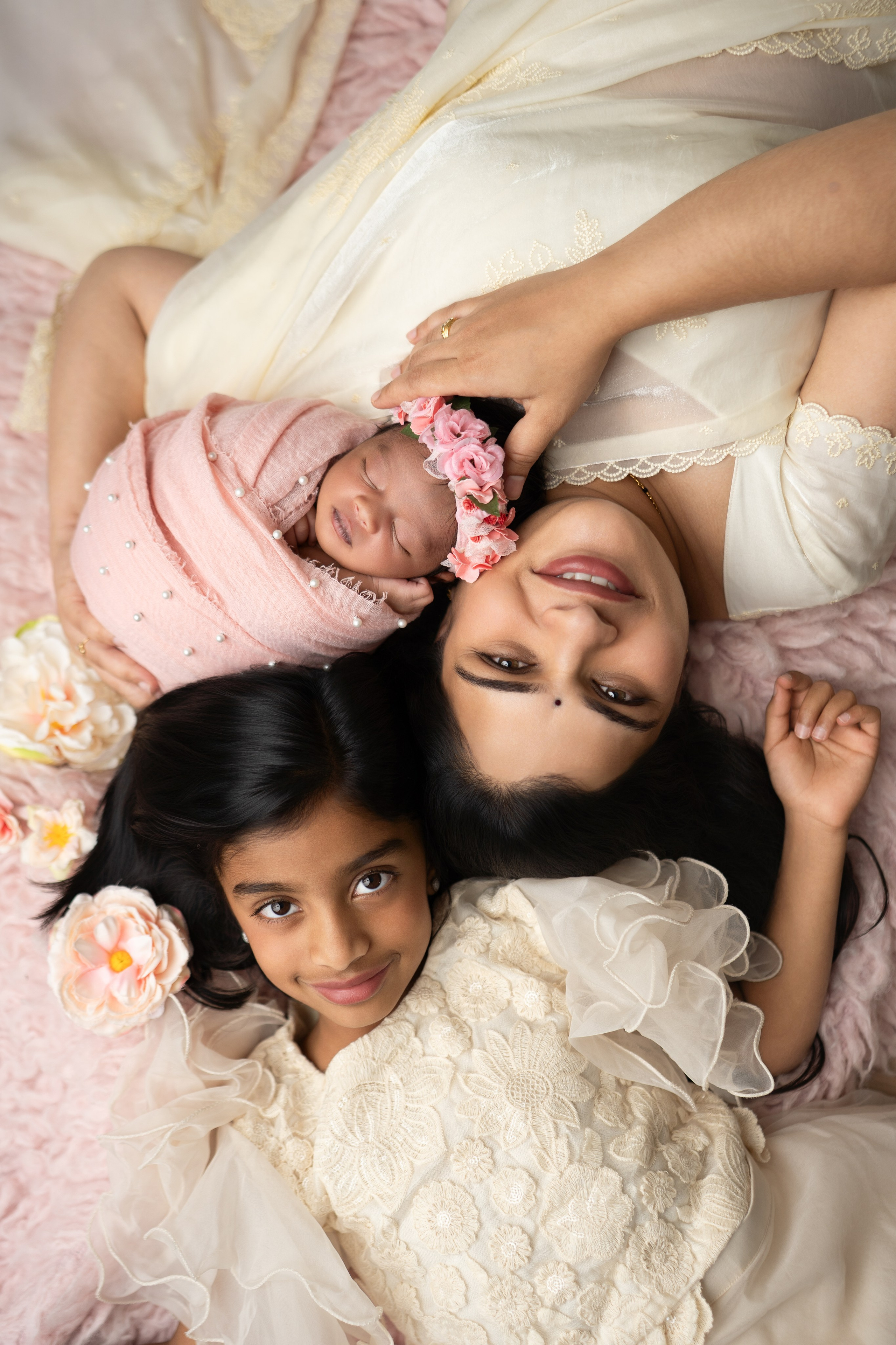 Newborn+Family. Maternity, family and newborn photography in San Francisco Bay Area