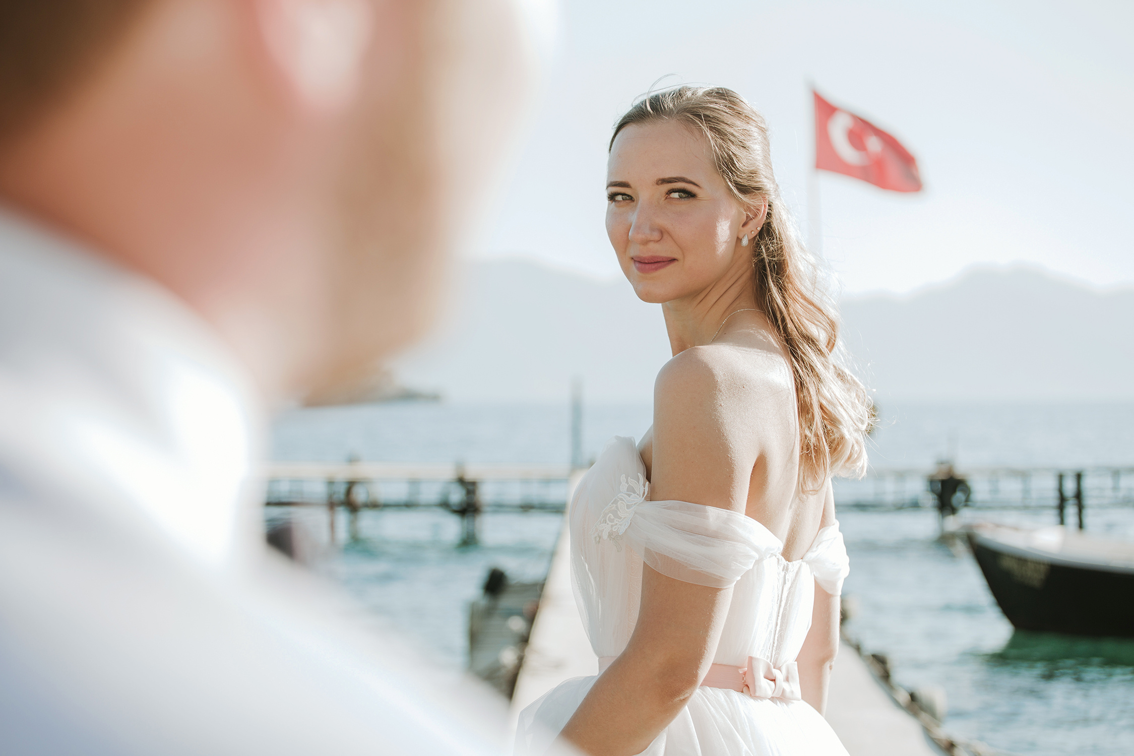 Выездная свадебная фотосессия среди скал в Мармарисе. Фотограф в Каппадокии / Julia Ganch