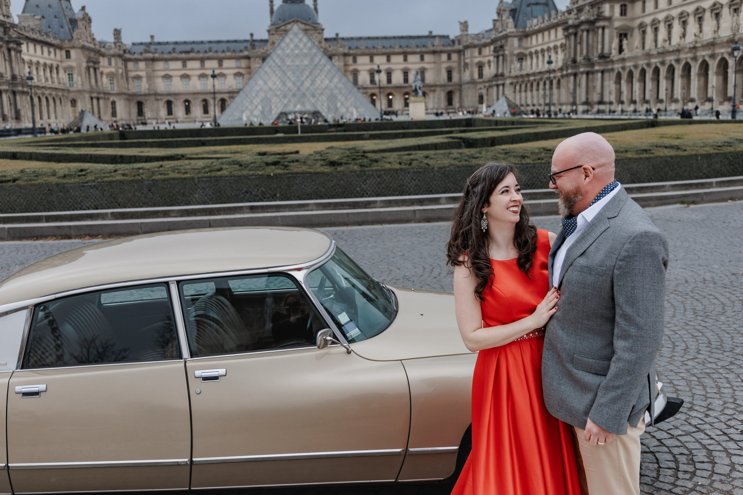 Paris Photo Tour in a Classic DS23 Pallas. Photographe à Paris