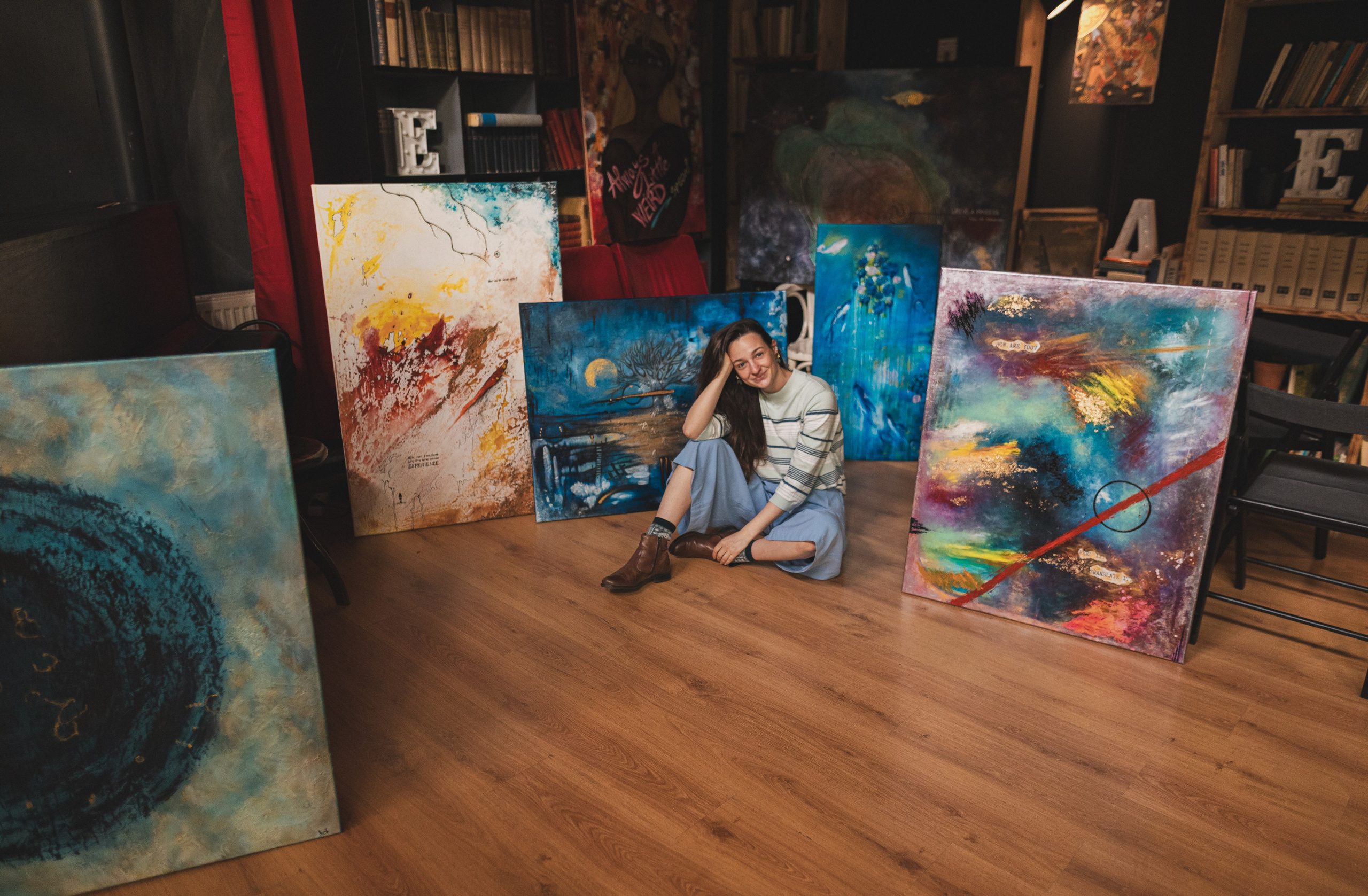 CELISTVÝ PŘÍSTUP — TVORBOU K SOBĚ. Dana Lišková — Empathetic Photographer | Introspective Artist |Neurodivergent Coach | Founder of Artepy.cz