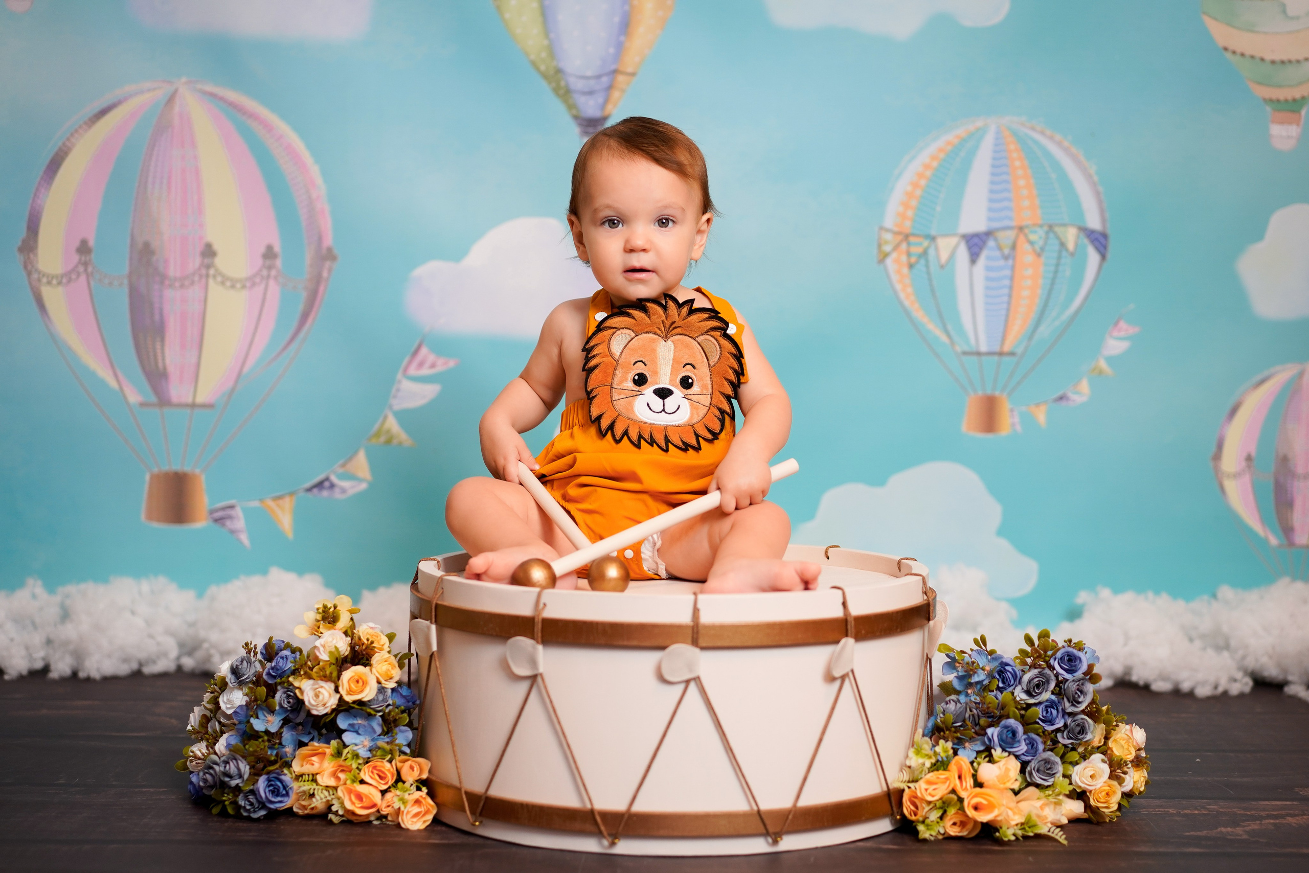 Sedinta foto aniversara si sedinta foto smash the cake. Cuibul foto