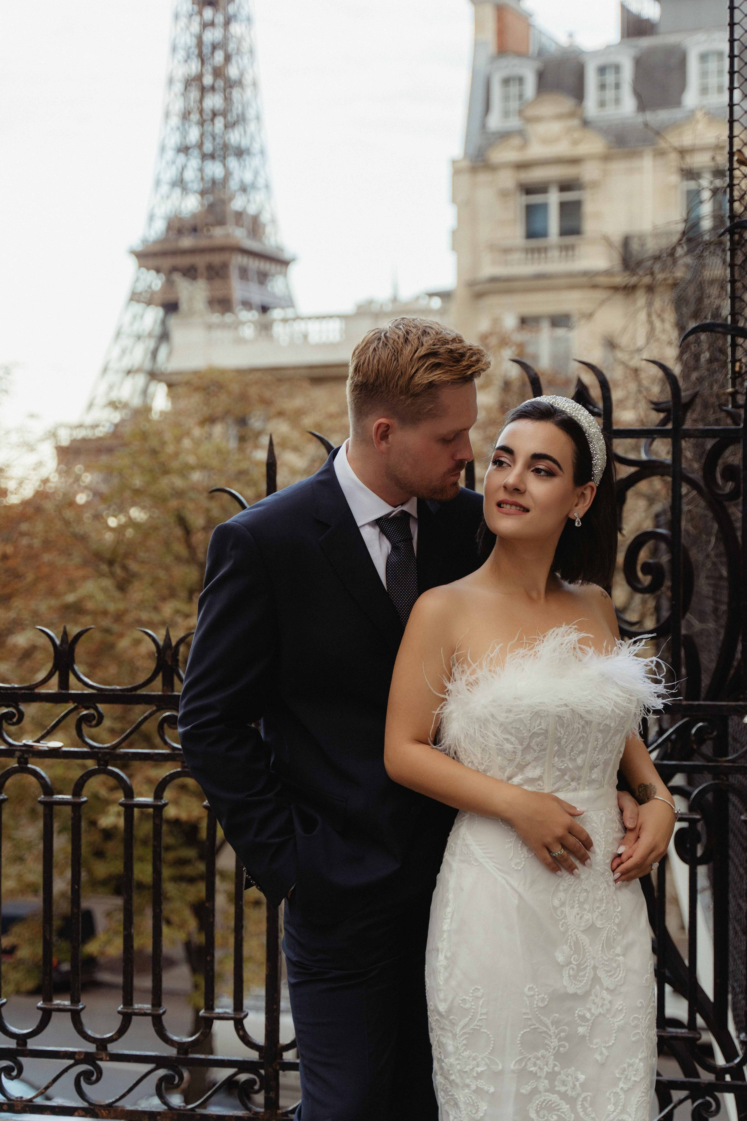 Photographer in Paris|Solo and groups, portraits & content, couples photo-shoot in Paris at the best locations