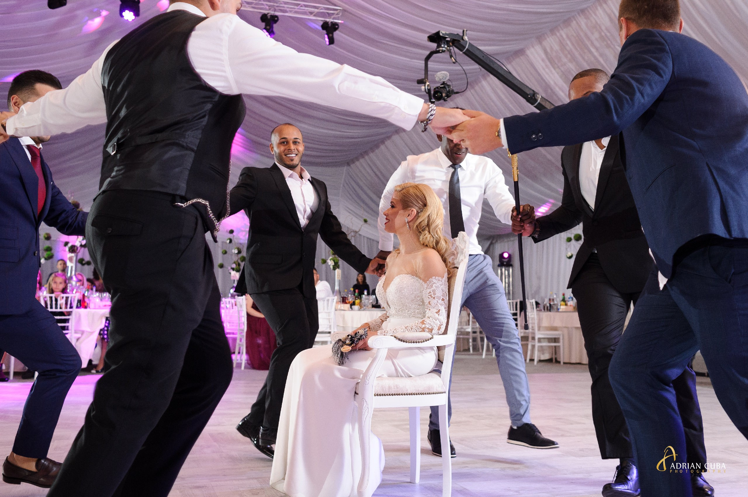 Fotograf nunta Iasi | Adrian Cuba — servicii profesionale de fotografie de nunta