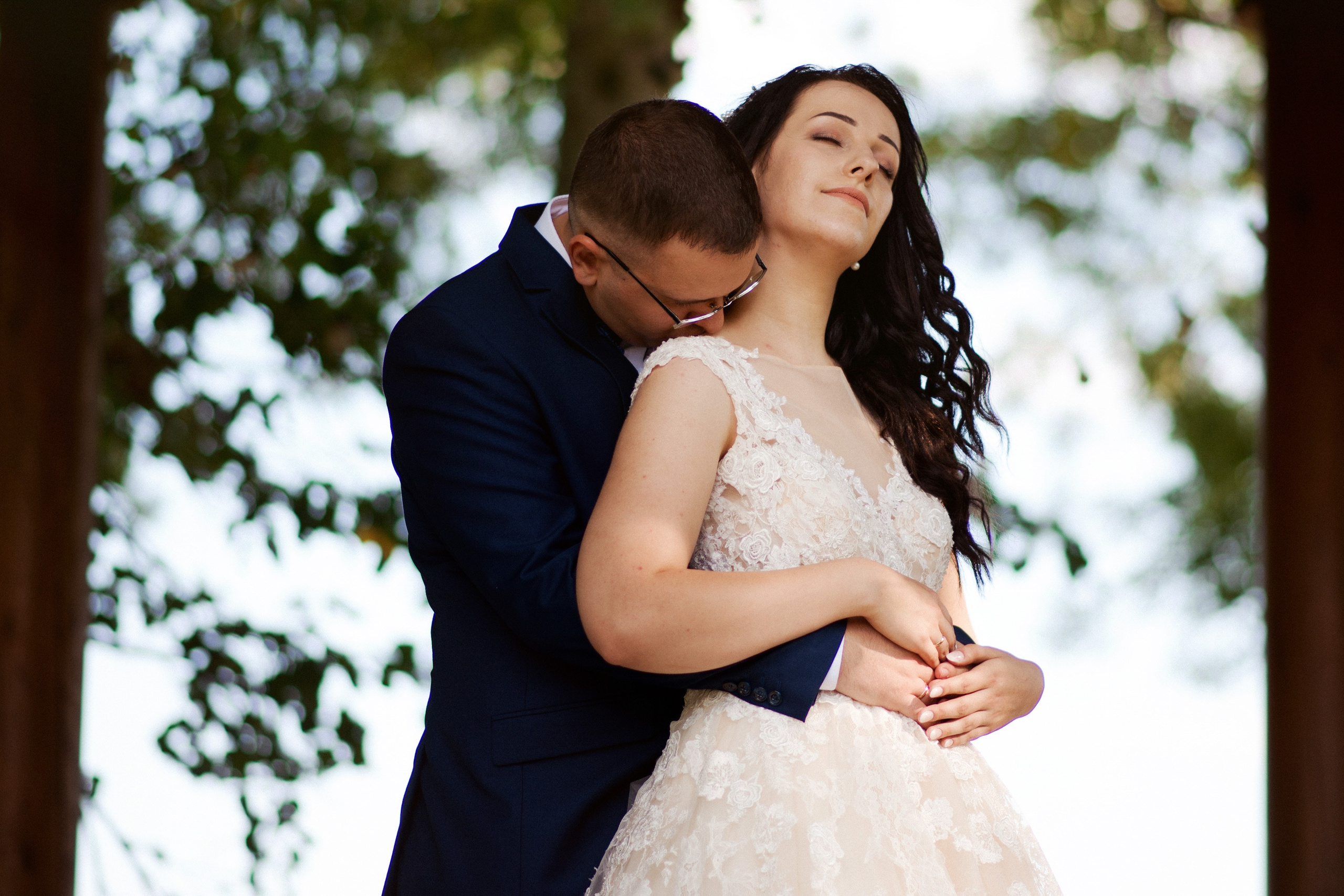 Vestuvių fotosesija, ceremonija, Vestuvių pasiruošimo fotografavimas. Vestuvių fotografas Vilnius Trakai kaina vestuvių fotografavimas fotografė personal.lt photogrpahy kainos jaunoji jaunikis nuotaka santuoka vestuvės, profesionali natūrali meninė reportažinė klasikinė fotosesija, vestuvių fotosesija gamtoje dvare