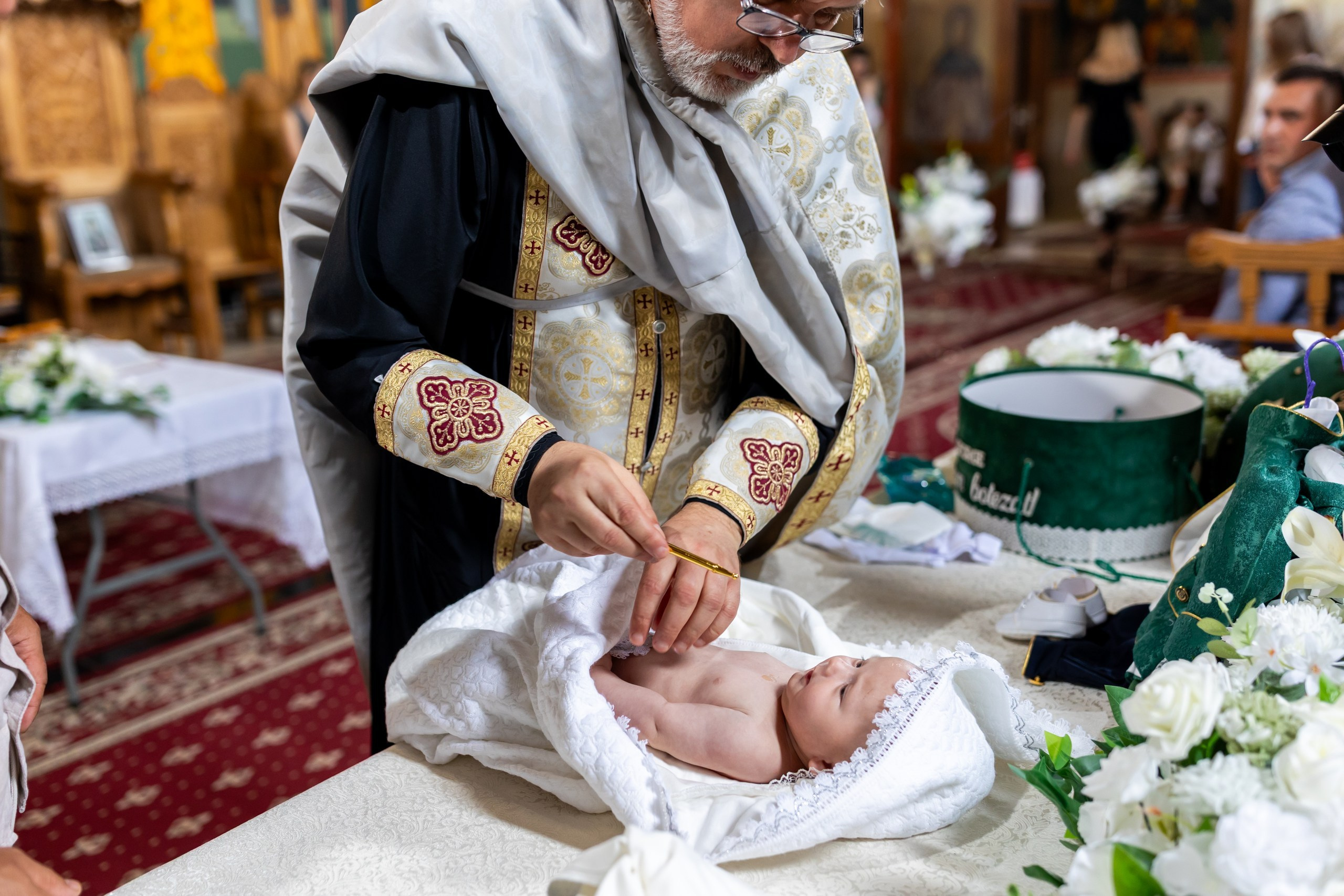 • botez Adam George Botoșani fotograf botez biserica Ziua Crucii AlinoFotoStudio • slujba botez ortodox Botoșani copil cristelniță emoție familie fotograf profesionist • moment scufundare botez biserica Ziua Crucii Botoșani fotograf botez natural • fotograf botez Botoșani copil în brațele nașilor emoții autentice • detalii botez lumânare trusou biserică Ziua Crucii fotograf AlinoFotoStudio • portret copil botez Adam George lumină naturală biserică Botoșani • familie la botez Botoșani momente emoționante biserică fotograf eveniment • preot slujbă botez Botoșani cadre autentice religioase fotografie profesională • mirungere botez ortodox Botoșani fotograf poveste botez • copil după botez în prosop alb emoție pură fotograf botez Botoșani petrecere botez Imperia Cucorani Botoșani decor elegant fotograf eveniment • dans invitați botez Adam George atmosferă veselă Imperia Cucorani • candy bar botez Botoșani detalii dulciuri Imperia Cucorani fotograf • tort botez Adam George moment tăiere tort petrecere Botoșani • familie și invitați la botez Imperia Cucorani cadre naturale emoționale • decor sală botez Imperia Cucorani Botoșani aranjamente elegante • copil botez la petrecere cadre naturale fotograf Botoșani • fotograf botez Botoșani momente spontane invitați petrecere • lumină ambientală petrecere botez Imperia Cucorani fotograf profesionist • atmosferă de seară botez Botoșani distracție și emoție • fotograf botez Botoșani AlinoFotoStudio poveste prin fotografie • fotograf profesionist botez Moldova Botoșani Suceava Iași Neamț • amintiri botez copil fotografii naturale emoții autentice • album botez copil fotografie profesională eveniment religios • fotograf evenimente Botoșani botez cadre autentice și luminoase • Alin Chirilă fotograf botez Botoșani Adam George biserica Ziua Crucii • Alin Chirilă fotograf profesionist botez copil Botoșani momente emoționante • Alin Chirilă fotograf evenimente Botoșani slujbă botez cadru autentic • Alin Chirilă fotograf botez ortodox copil cristelniță Botoșani • Alin Chirilă fotograf familie botez copil emoții reale și naturale • Alin Chirilă fotograf Botoșani portret copil botez lumină naturală • Alin Chirilă fotograf detalii botez trusou lumânare biserică • Alin Chirilă fotograf momente religioase botez Botoșani autentic • Alin Chirilă fotograf copil după botez emoție pură familie • Alin Chirilă fotograf cadre naturale botez copil Botoșani • Alin Chirilă fotograf petrecere botez Imperia Cucorani atmosferă elegantă • Alin Chirilă fotograf Botoșani dans invitați botez copil Adam George • Alin Chirilă fotograf tort botez moment special petrecere Botoșani • Alin Chirilă fotograf candy bar botez detalii elegante Imperia Cucorani • Alin Chirilă fotograf familie și invitați petrecere botez Botoșani • Alin Chirilă fotograf decor sală botez Imperia Cucorani eveniment premium • Alin Chirilă fotograf cadre spontane petrecere botez copil • Alin Chirilă fotograf atmosferă de seară botez Botoșani • Alin Chirilă fotograf emoții și distracție petrecere botez • Alin Chirilă fotograf evenimente copil botez Imperia Cucorani Alin Chirilă fotograf botez Moldova Botoșani Iași Suceava Neamț • Alin Chirilă fotograf profesionist botez copil nordul Moldovei • Alin Chirilă fotograf evenimente familie botez cadre autentice • Alin Chirilă fotograf povestitor prin fotografie botez copil • Alin Chirilă fotograf portofoliu botez Botoșani imagini naturale • Alin Chirilă fotograf servicii botez copil fotografii emoționale • Alin Chirilă fotograf amintiri botez copil cadre luminoase • Alin Chirilă fotograf botez copil stil natural și elegant