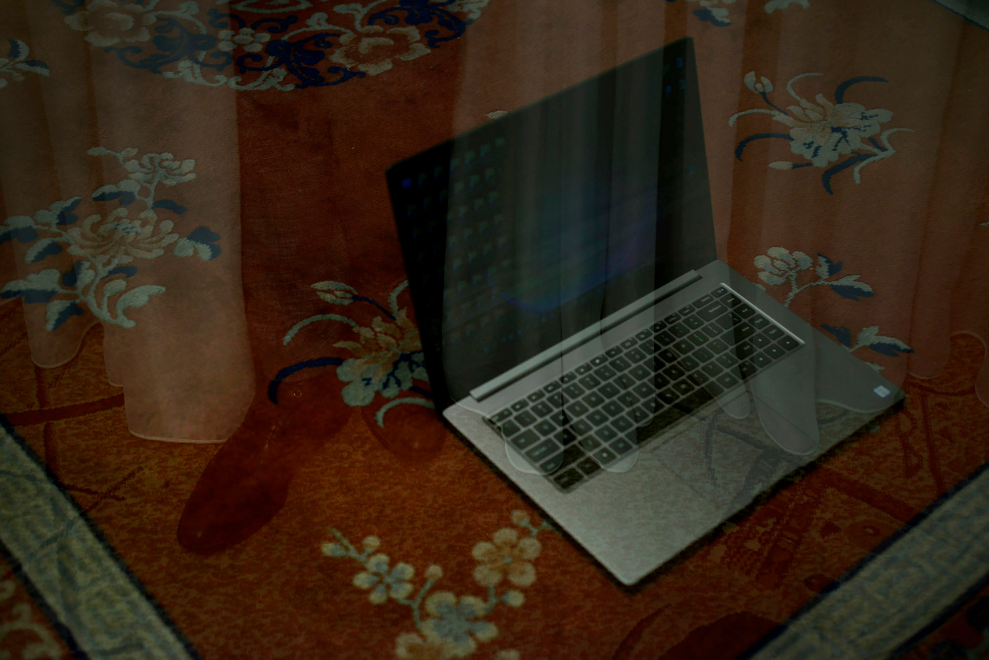 A FRAME OUTSIDE THE FRAME. Documentary photographer in Yerevan Vaghinak Ghazaryan