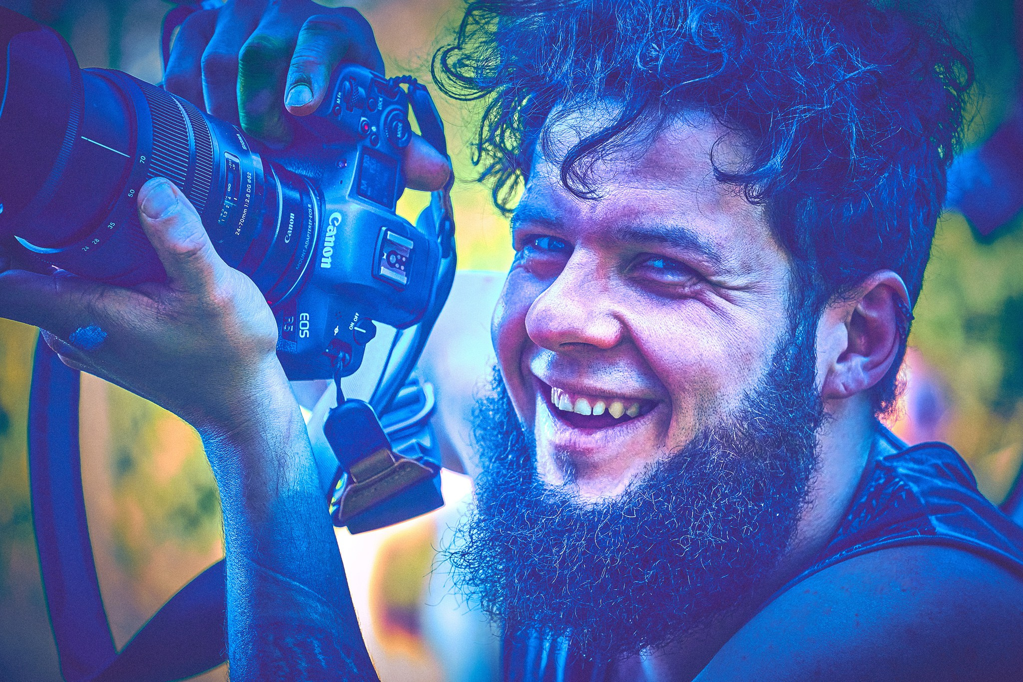 Portrety Ludzi, zrobione na Festiwalach Świadomościowych i Muzycznych: Dharma, ZIELONE KRĘGI, Wibracje, FRUŃ, Organic, Turkusowa Wyspa. Andriej Szypilow - Fotografia & Wideografia