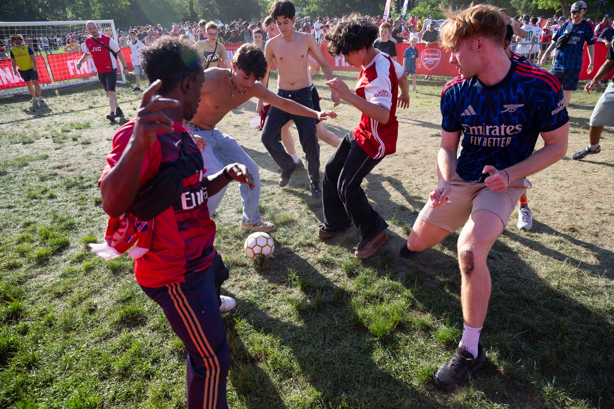 UEFA Champions League Final. Arsenal vs PSG. Budapest 2026. Arsenal Fan Zone. Photographer in Budapest — Yura Knyazev