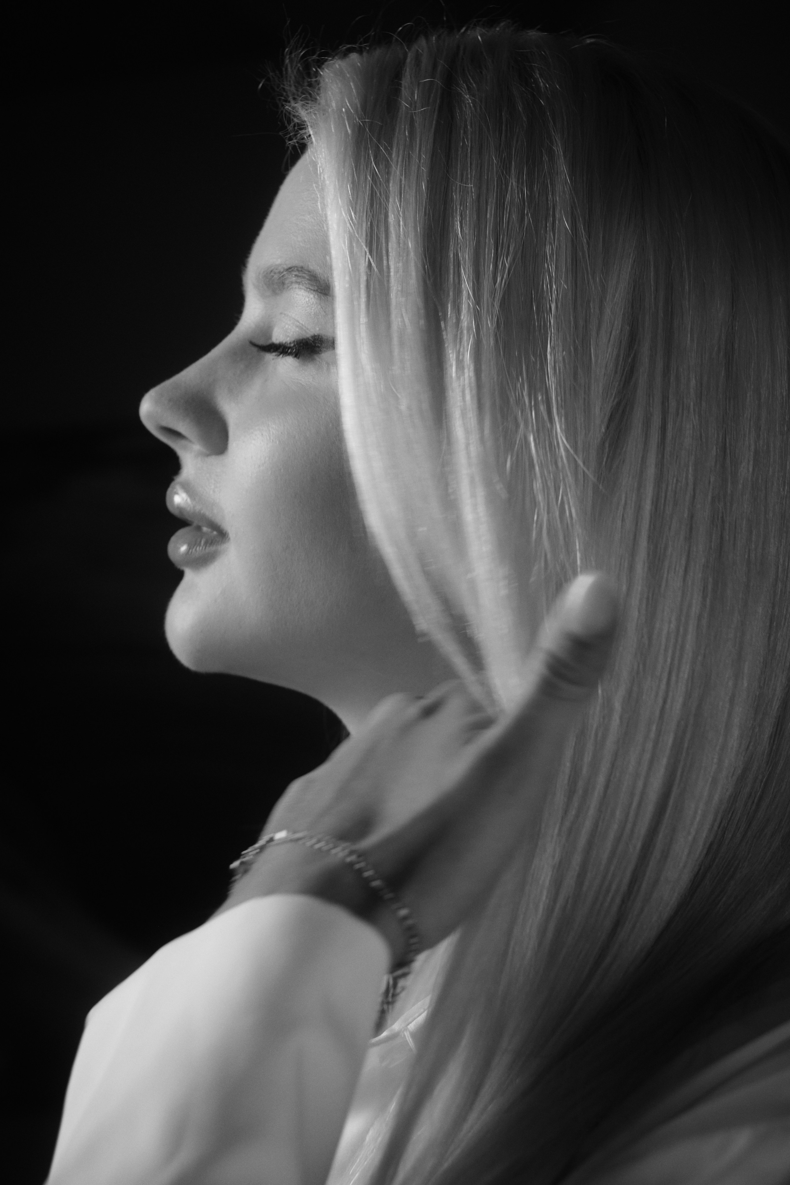 Offer. Petr Nabutov. Portrait photography, Cambodia