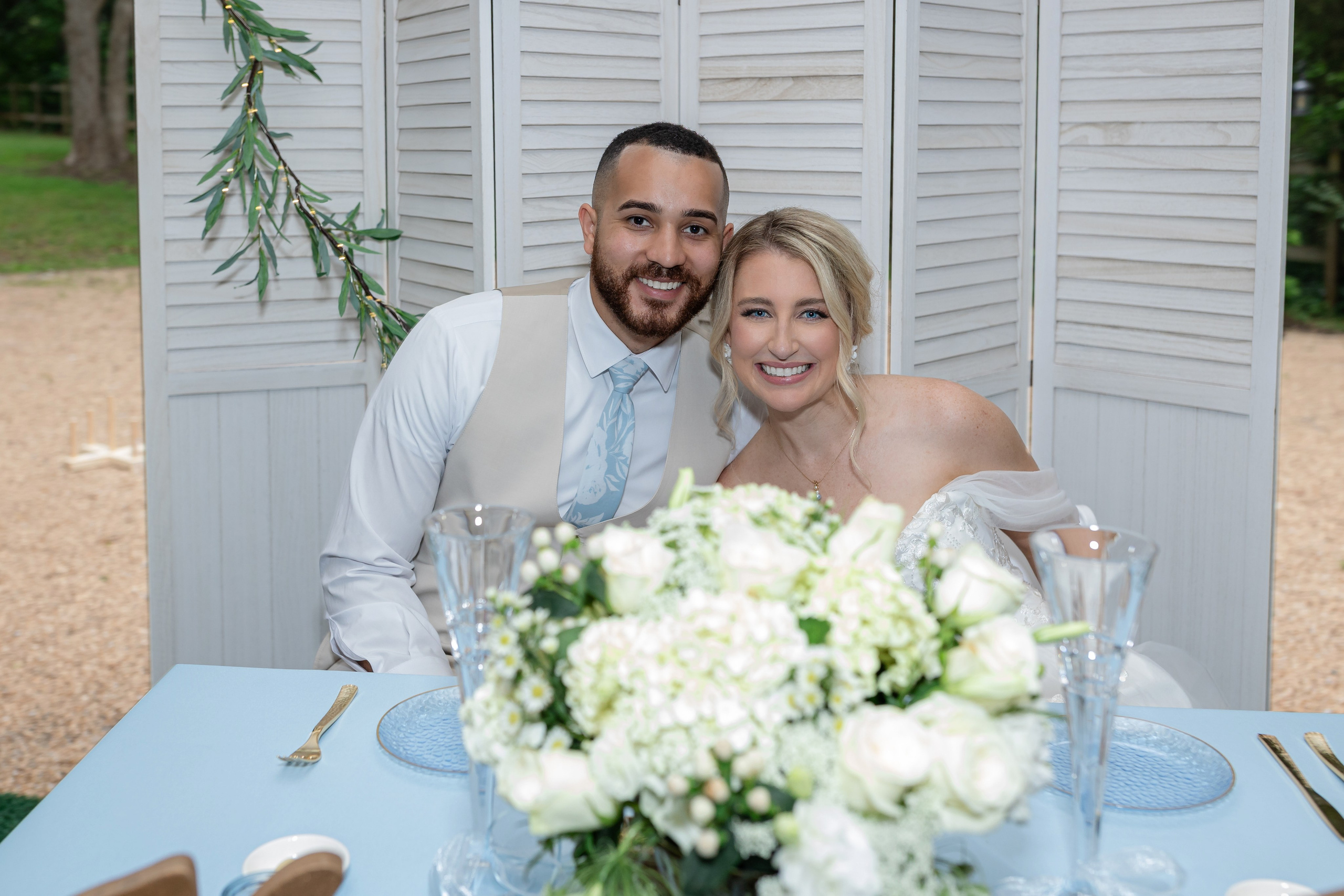 Blue wedding of Stacey and Madison at Liberty Hall Bed & Breakfast located in Traveler’s Rest SC. Wedding and portrait photography in Greenville SC