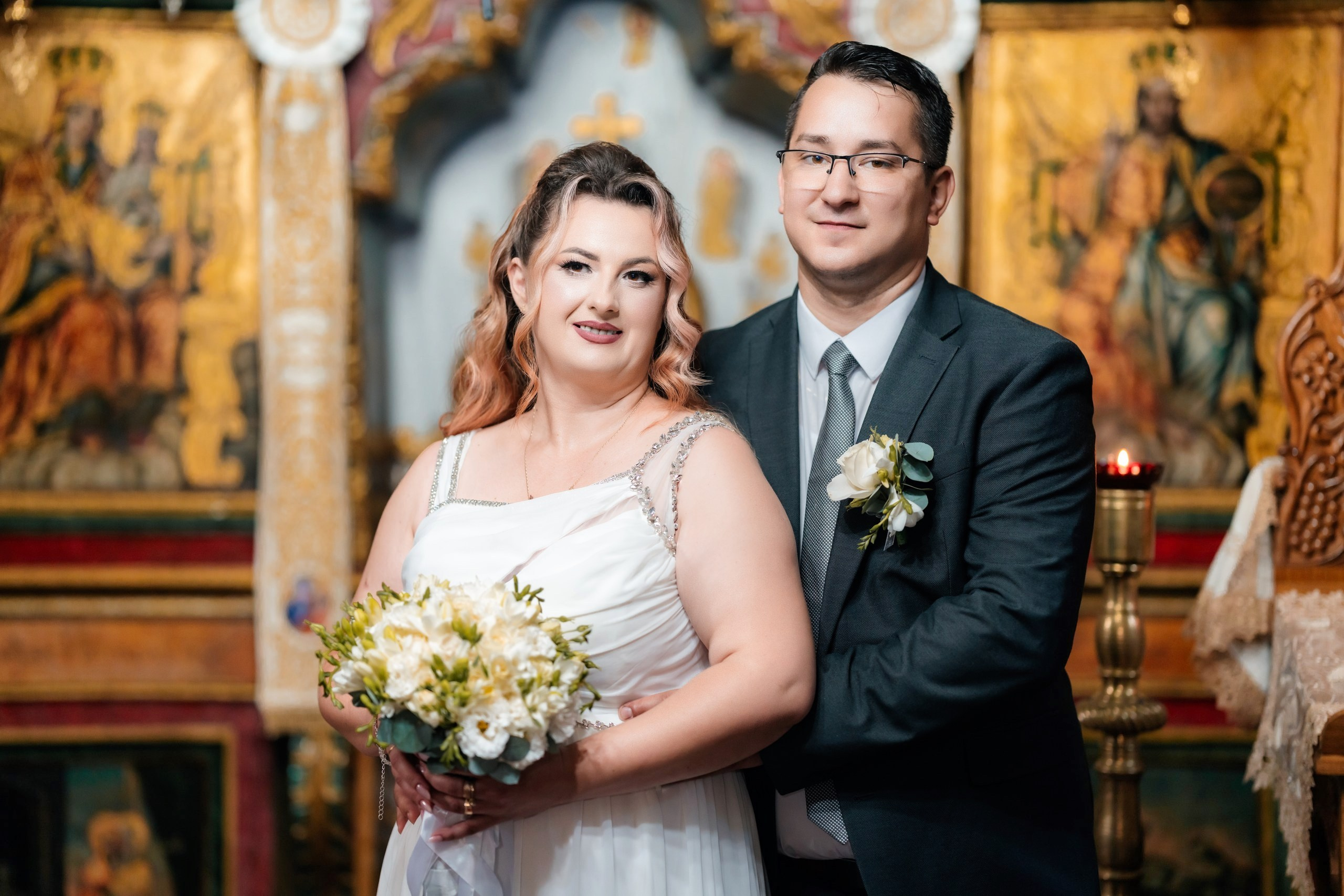 • fotograf cununie religioasă Dorohoi Alexandru și Otilia în biserică • fotograf cununie religioasă Dorohoi moment emoționant schimb de priviri • fotograf cununie religioasă Dorohoi mirii în timpul slujbei • fotograf cununie religioasă Dorohoi cadre naturale din biserică • fotograf cununie religioasă Dorohoi binecuvântarea mirilor • fotograf stare civilă Botoșani Alexandru și Otilia spun DA • fotograf stare civilă Botoșani moment semnare acte oficiale • fotograf stare civilă Botoșani emoții la ieșirea din primărie • fotograf stare civilă Botoșani cadre cu mirii și invitații • fotograf stare civilă Botoșani fotografii naturale și autentice • fotograf nuntă Botoșani ședință foto Alexandru și Otilia • fotograf nuntă Dorohoi cadre romantice ședință foto miri • fotograf nuntă Botoșani portrete elegante miri • fotograf nuntă Dorohoi cadre naturale în lumină caldă • fotograf nuntă Botoșani ședință foto în aer liber • fotograf nuntă Botoșani petrecere dans și distracție • fotograf nuntă Dorohoi momente spontane la petrecere • fotograf nuntă Botoșani invitați pe ringul de dans • fotograf nuntă Dorohoi cadre dinamice de la petrecere • fotograf nuntă Botoșani atmosferă vibrantă și emoții reale • Alin Chirilă fotograf surprinde emoțiile mirilor Alexandru și Otilia • Alin Chirilă fotograf cadre naturale și autentice de nuntă • Alin Chirilă fotograf poveste de dragoste spusă prin imagini • Alin Chirilă fotograf momente reale și emoții sincere • Alin Chirilă fotograf portrete elegante de miri • AlinoFotoStudio fotografie de nuntă Alexandru și Otilia • AlinoFotoStudio cadre artistice cununie religioasă • AlinoFotoStudio ședință foto miri în lumină naturală • AlinoFotoStudio fotografie autentică de nuntă în România • AlinoFotoStudio momente speciale surprinse cu emoție • povestitor prin fotografie surprinde iubirea dintre Alexandru și Otilia • povestitor prin fotografie cadre naturale și emoții reale • povestitor prin fotografie zi de nuntă spusă în imagini • povestitor prin fotografie momente autentice și pline de viață • povestitor prin fotografie amintiri transformate în artă Alin Chirilă fotograf – povestitor prin fotografie la nunta Alexandru și Otilia • AlinoFotoStudio fotograf nuntă – emoții reale surprinse natural • fotograf nuntă Botoșani • fotograf nuntă Dorohoi • fotograf cununie religioasă Dorohoi • fotograf stare civilă Botoșani • fotograf botez Botoșani • Alin Chirilă fotograf • AlinoFotoStudio • povestitor prin fotografie