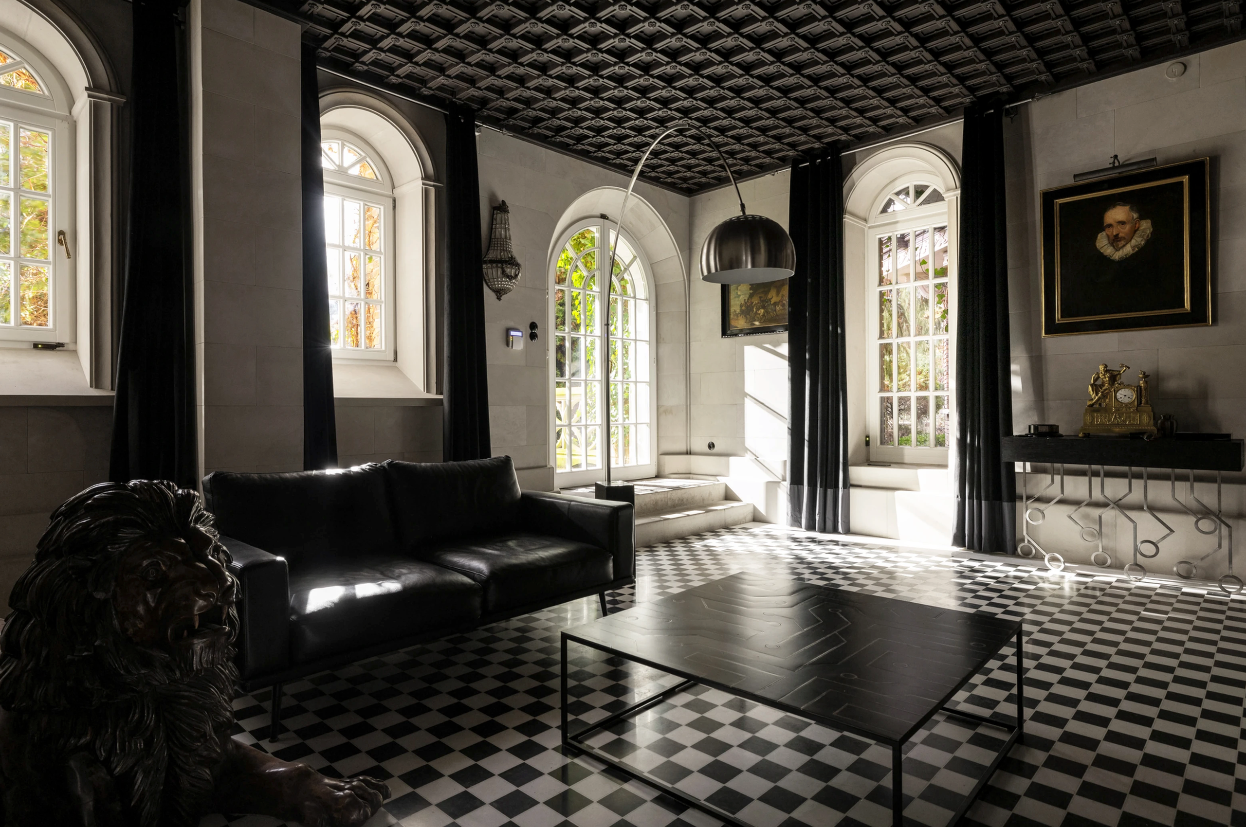 Luksusowy Dzień zdjęciowy – Sesje zdjęciowe dla każdego: portrety, zdjęcia biznesowe, rodzinne i inne. Аліса Постникова — портретний фотограф| Канни, Париж