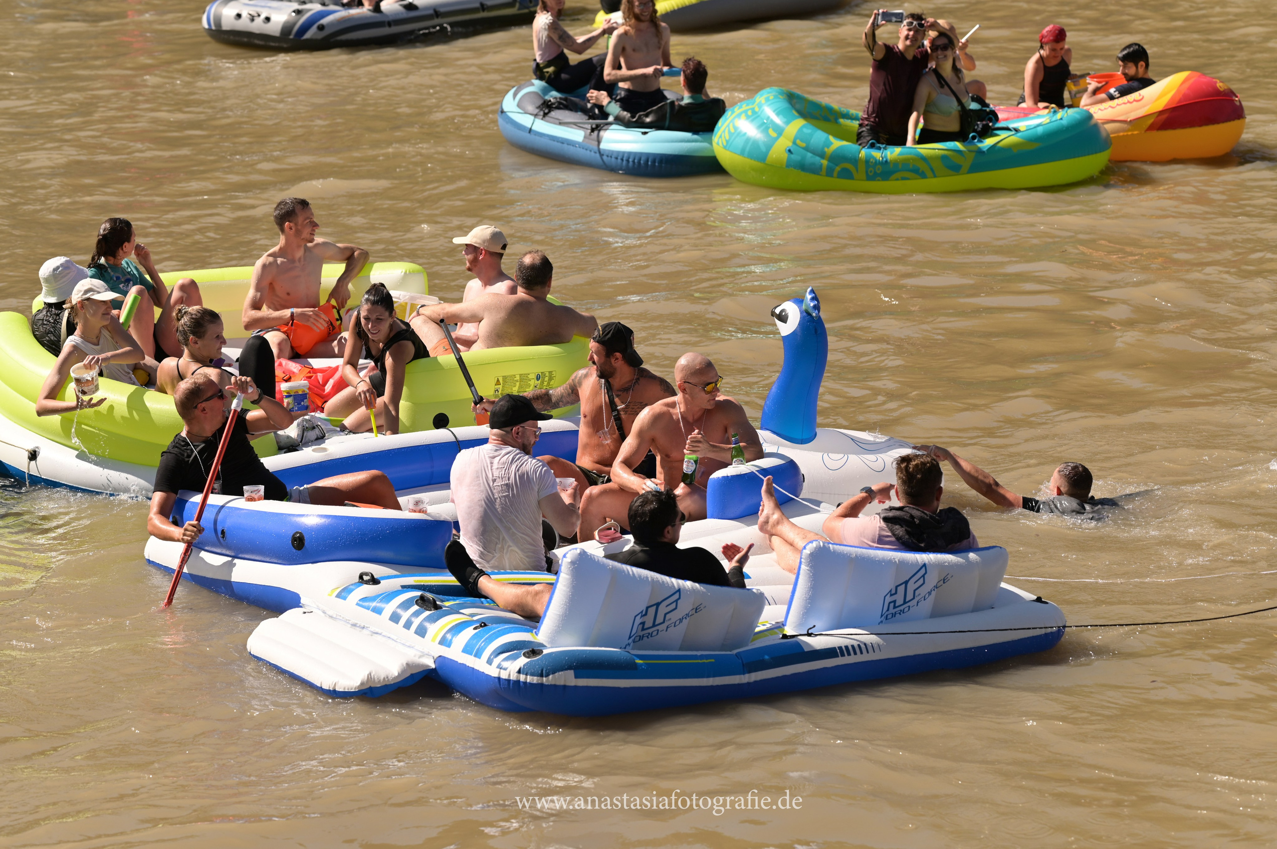 Nabada Ulm 2025. Newbornfotograf Kinderfotograf Ulm Familienfotograf Anastasia Neu-Ulm