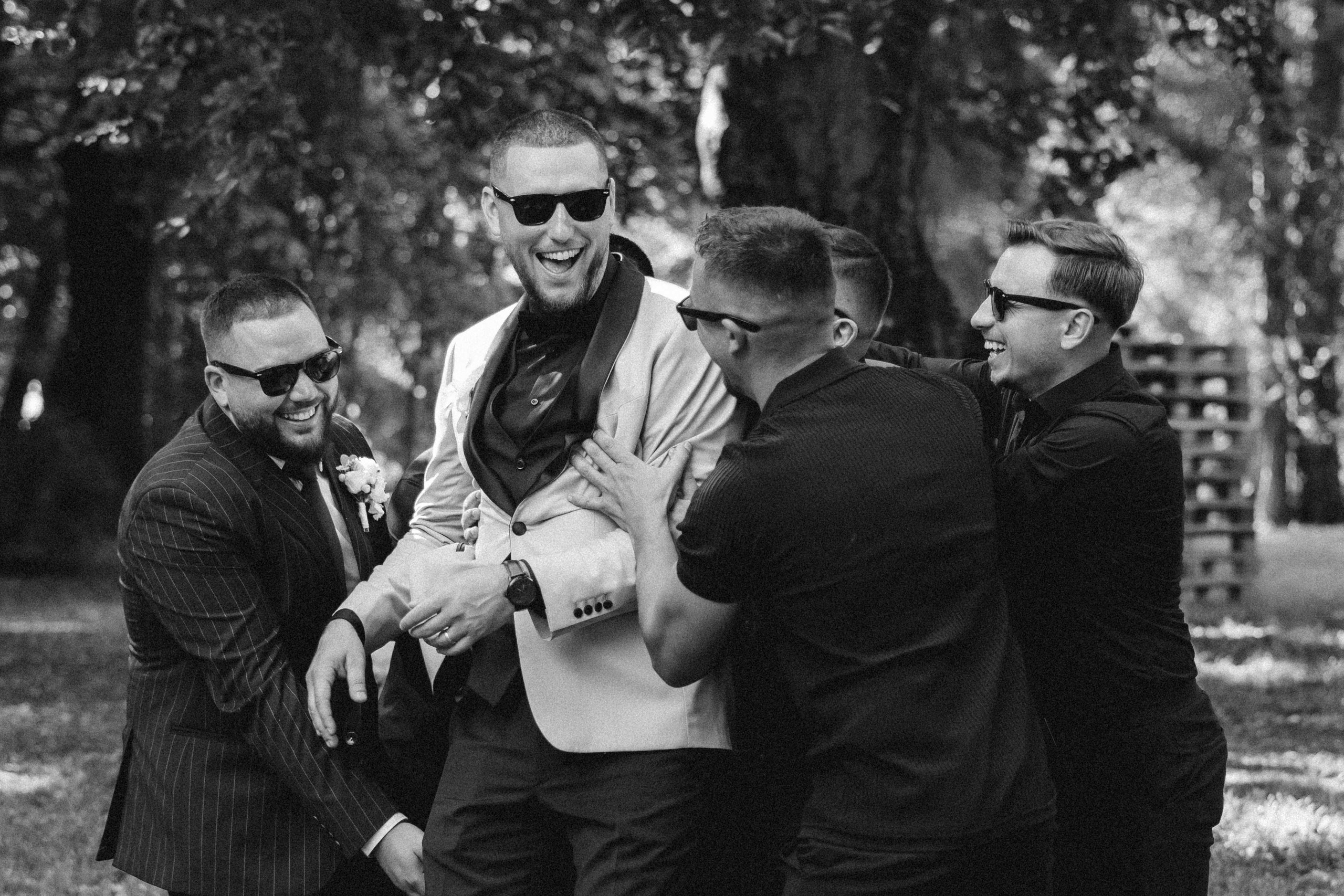 Catalina & Remus. Raw Studio. Fotograful tau de nunta!