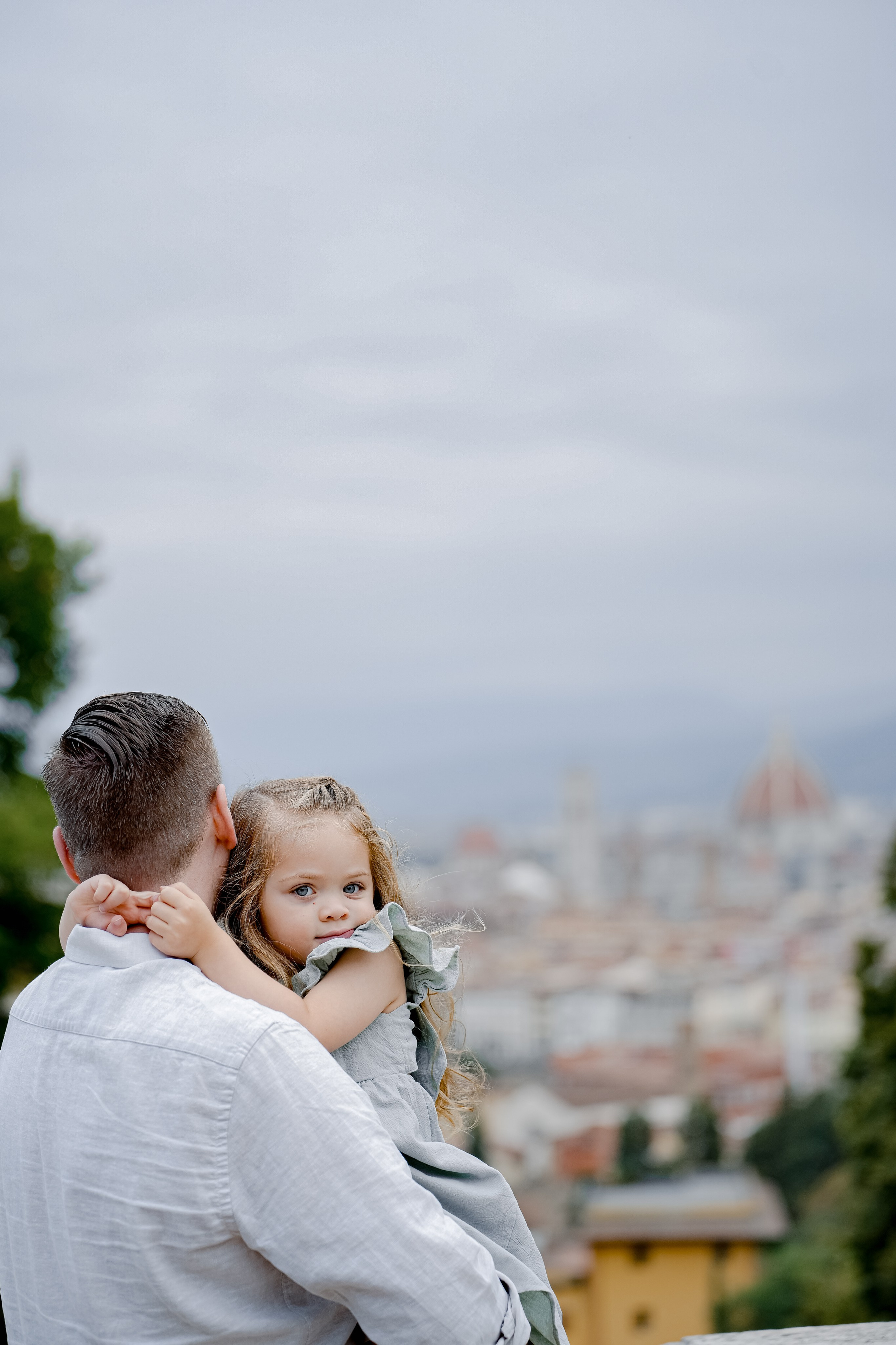Family Photoshoot. Wedding Photographer in Italy