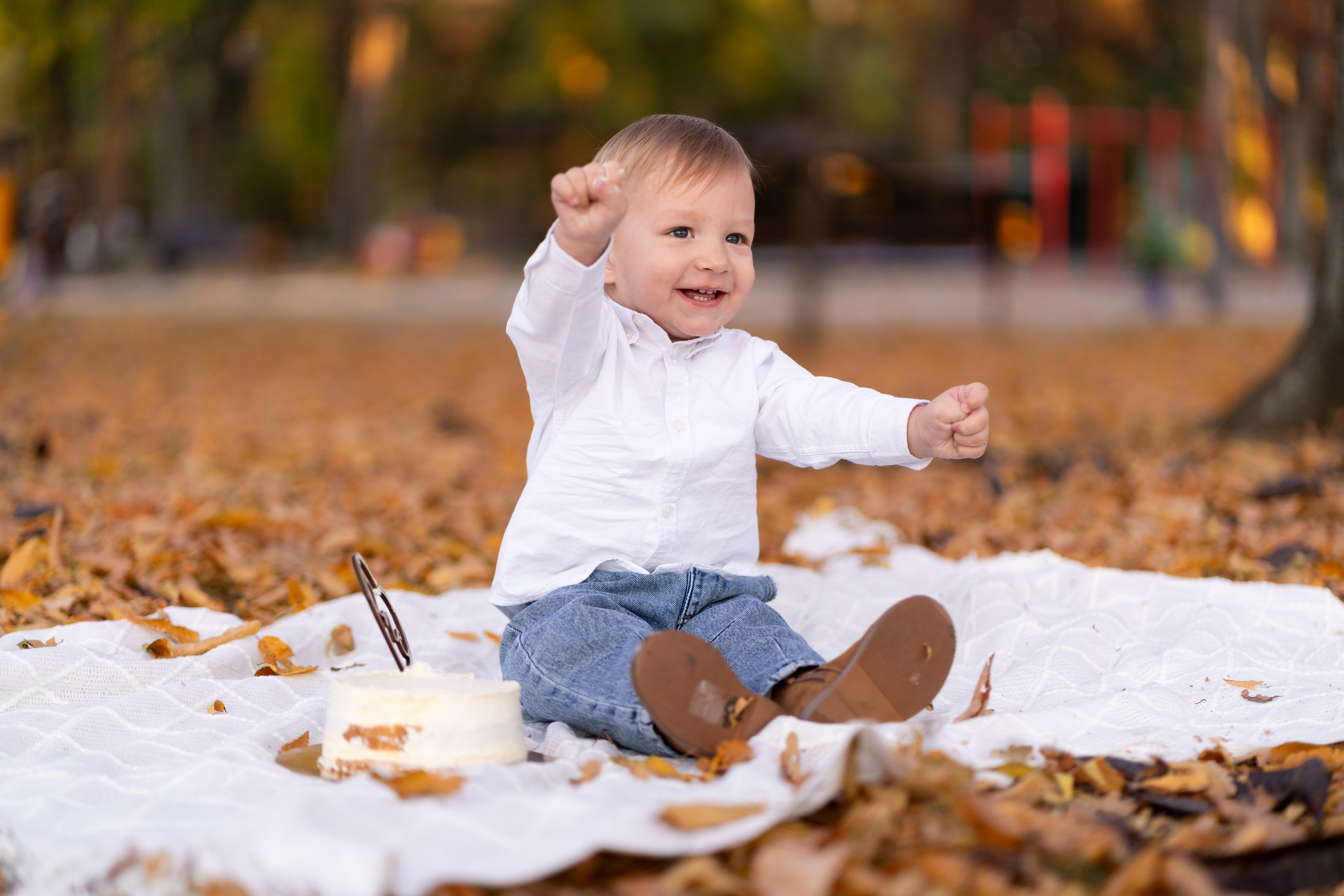 Smash the cake. Fotograf evenimente, fotograf nunta, fotograf botez