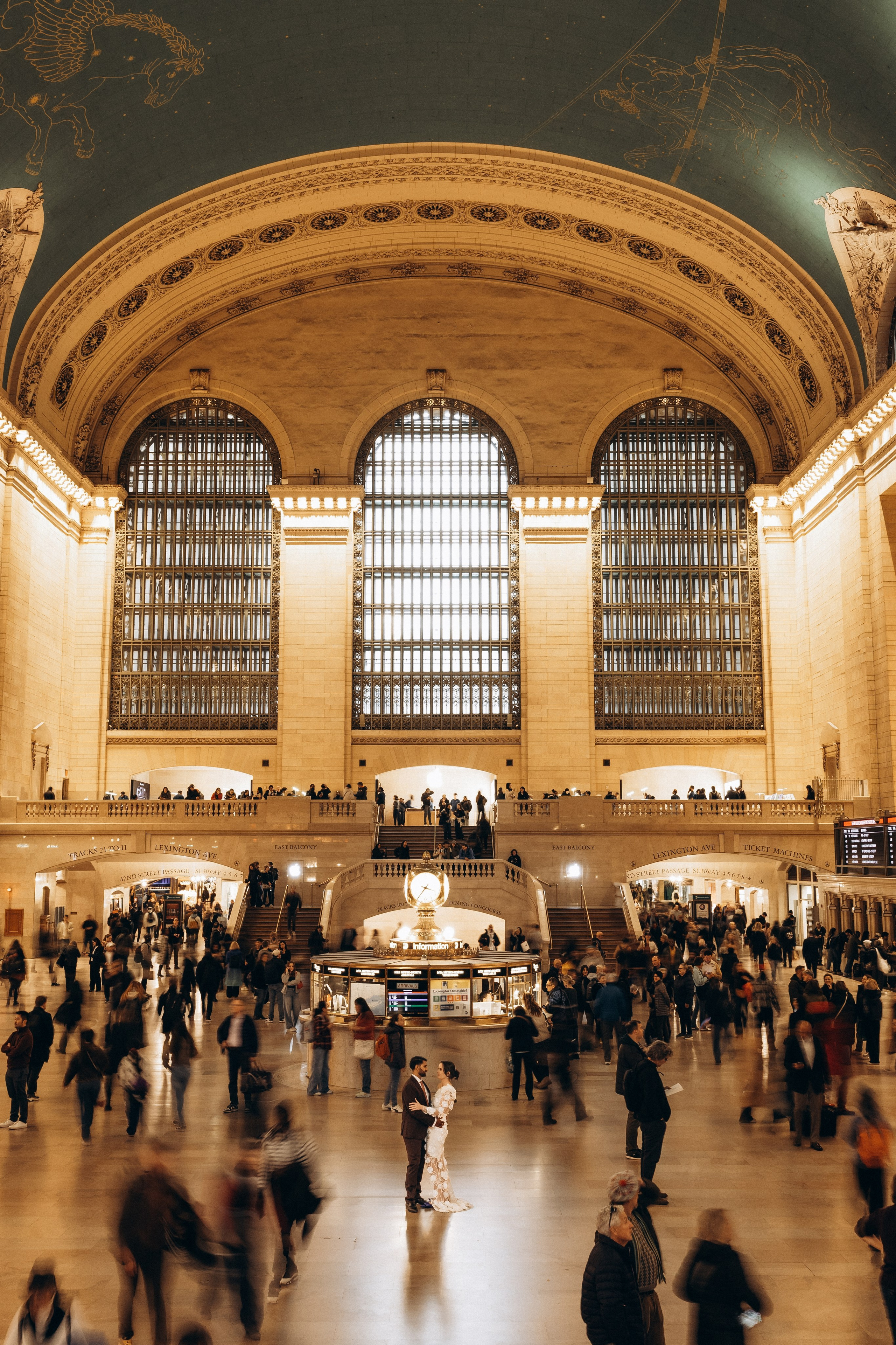 Wedding Photography in NYC – Natural & Cinematic. Sasha Amelie | Lifestyle and Wedding Photography | NYC and Beyond