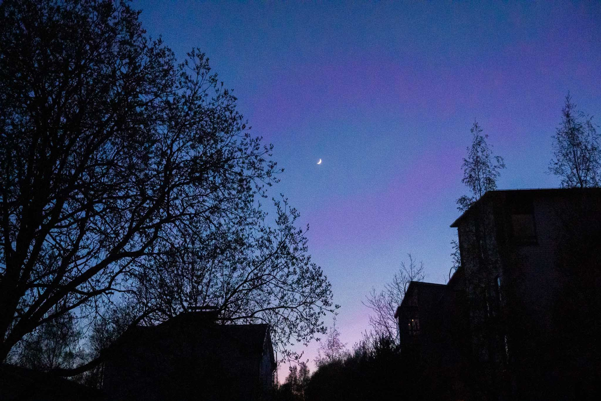 Häävalokuvaaja Helsingissä – Studiohappymoment | Romanttisia hetkiä