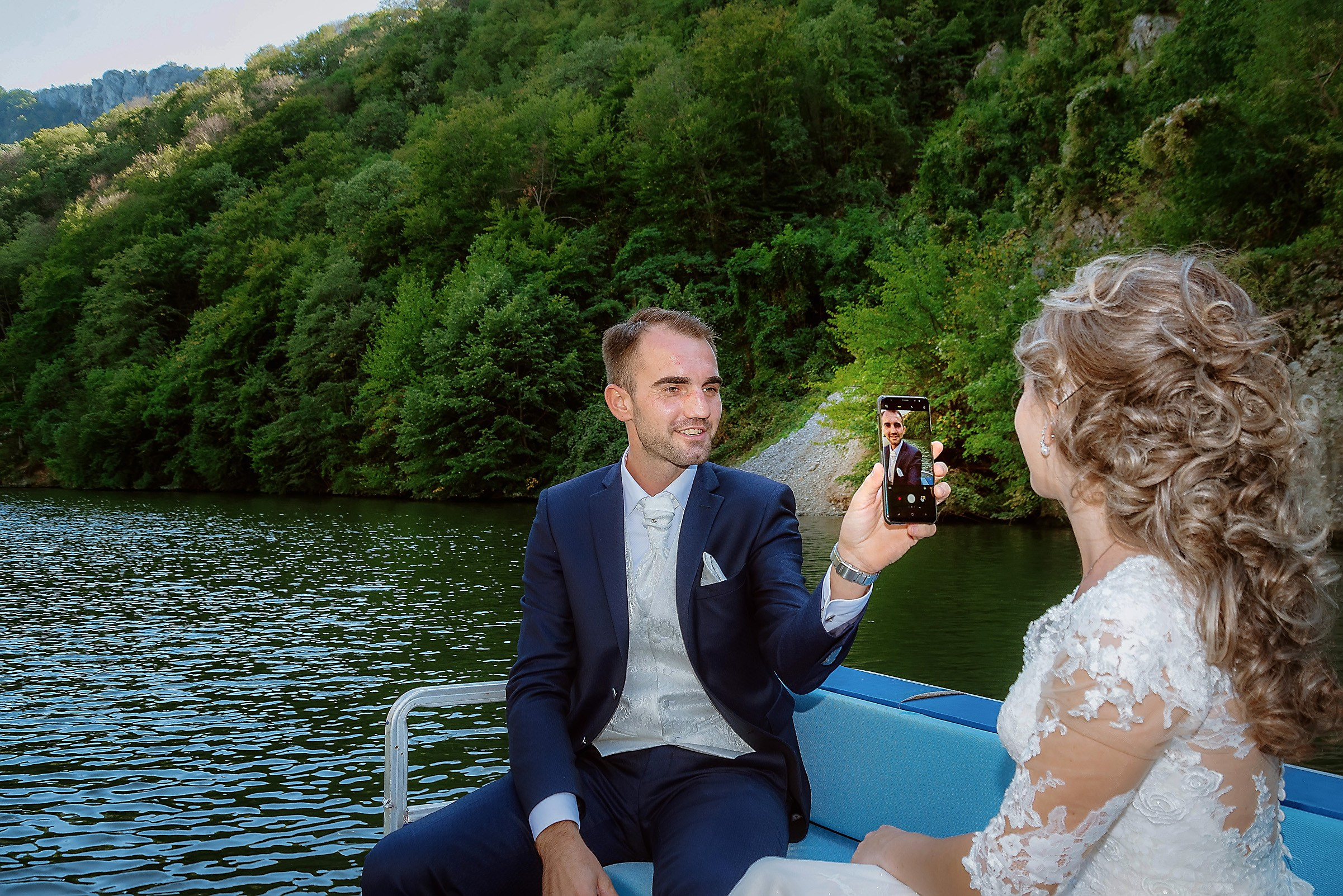 Fotograf Nunta Trash the Dress Cazanele Dunarii, Cascada Bigar, Orsova, Dunare Craiova Pitesti 2024 0003
