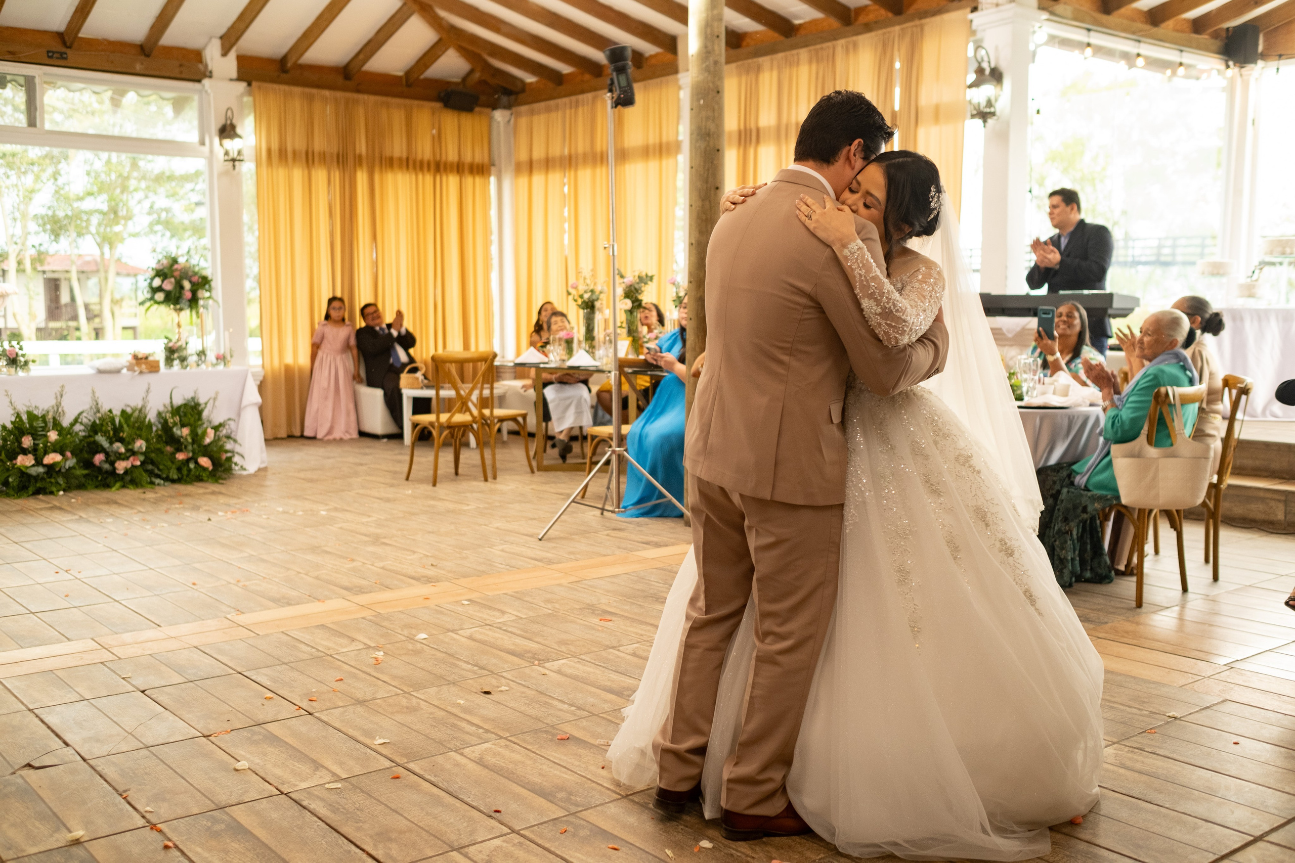 Abi & Gio. Daniel Brand | Fotografía de Bodas y Comercial en Honduras