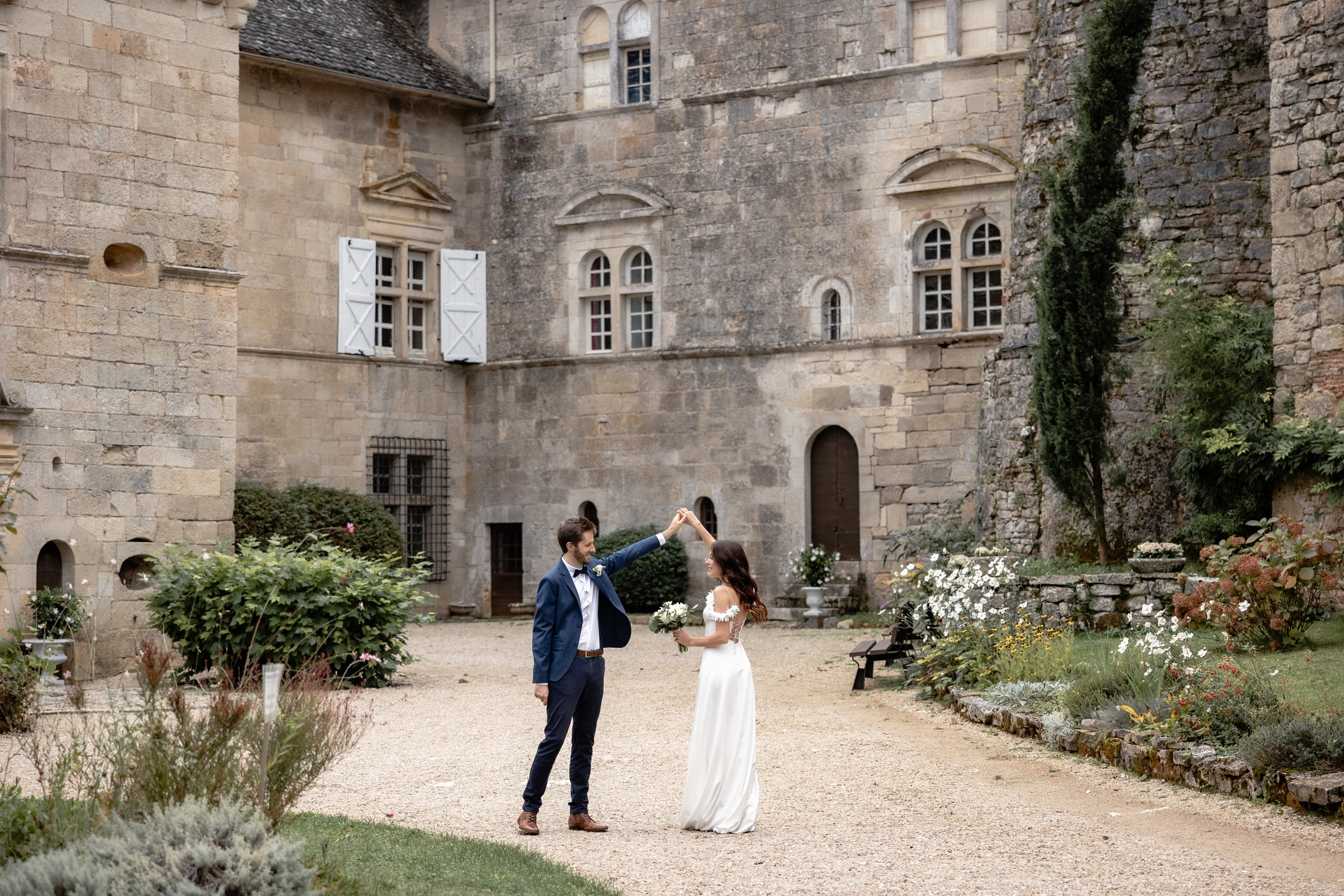 Elopement at Château de Cénevières. Евгения Смирнова — Ваш фотограф в Тулузе и на юго-западе Франции