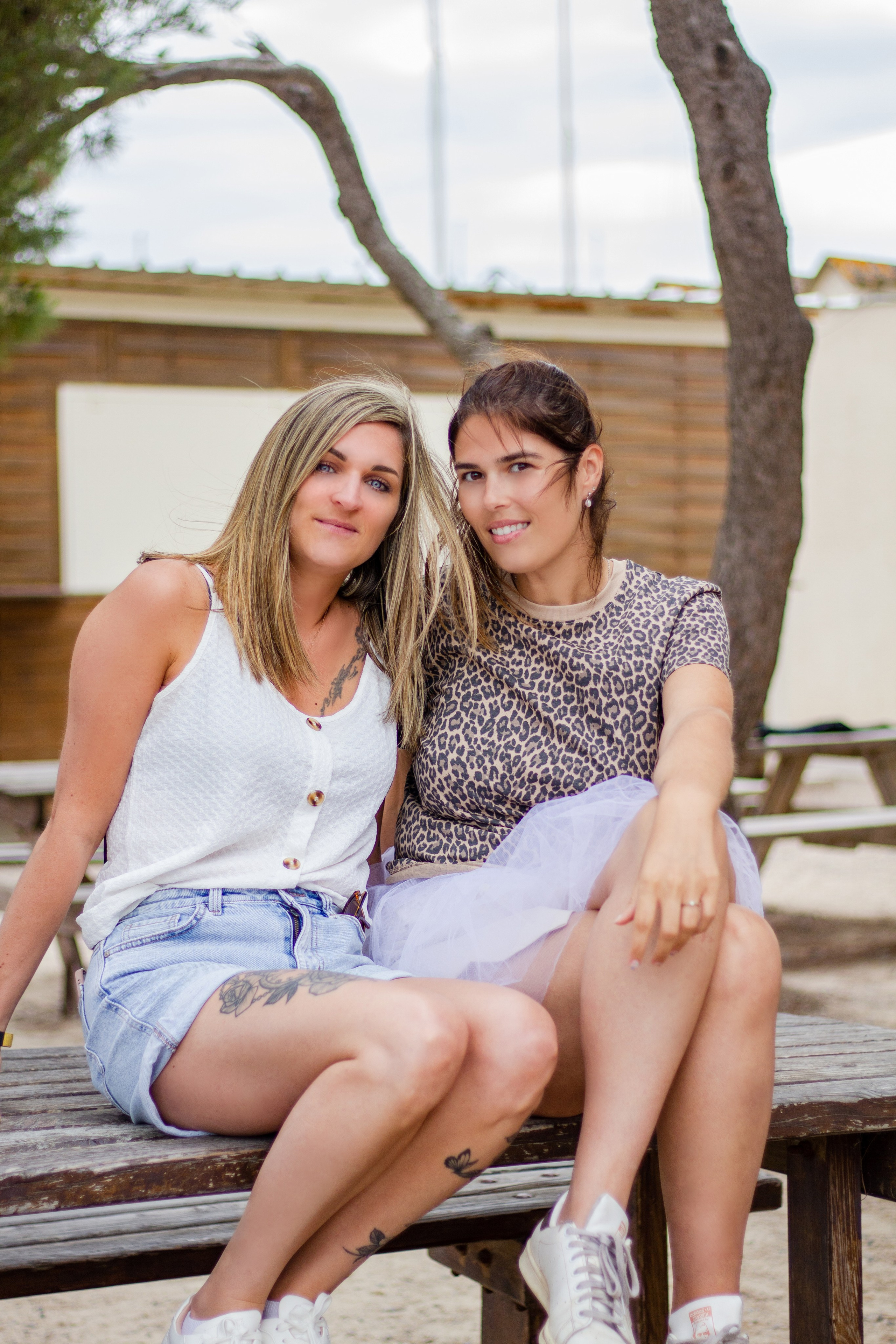 Séance photo EVJF Châtellerault, Poitiers, Tours. Studio photo « Partage ton bonheur » – Photographe famille près de Châtellerault, Poitiers et Tours