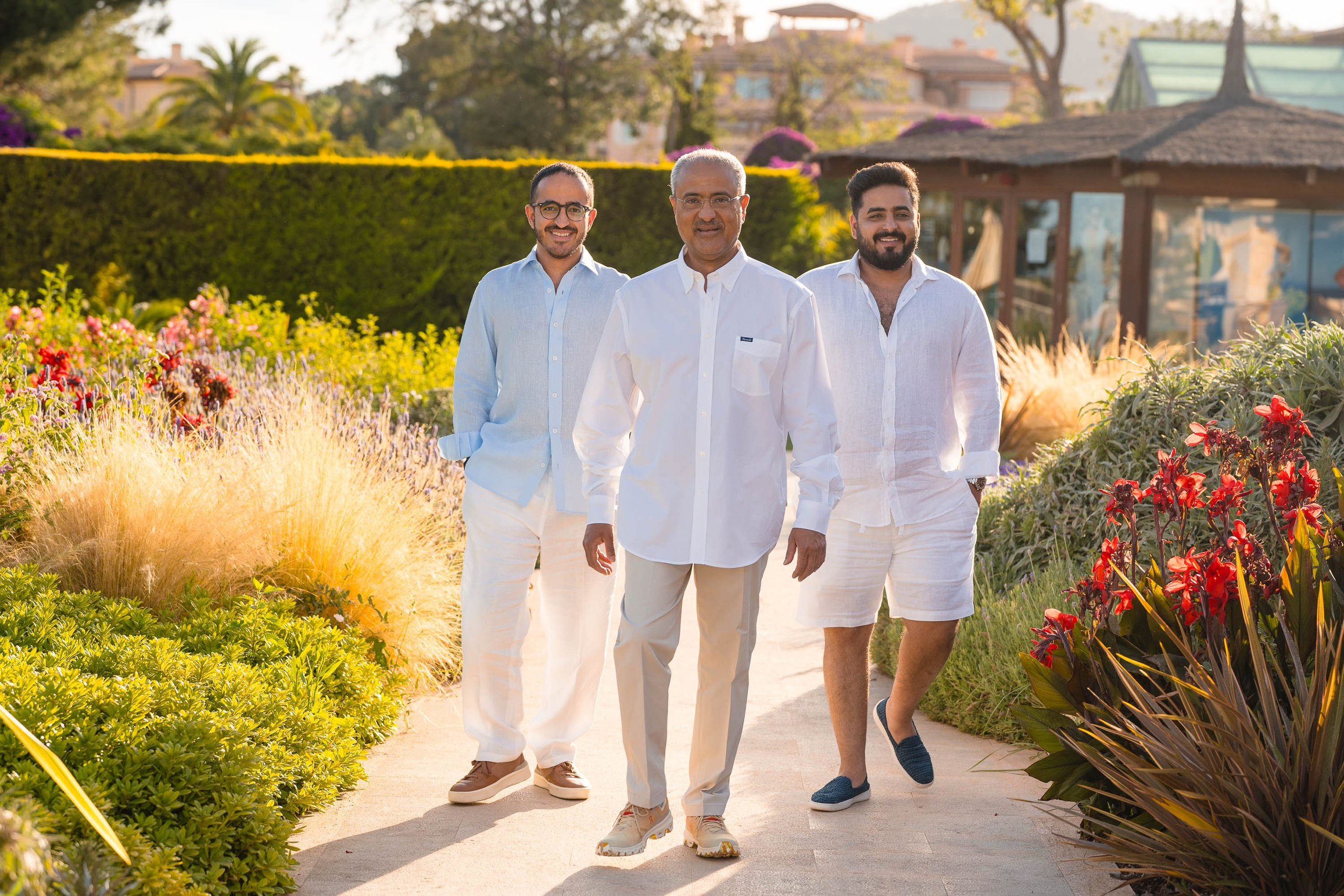 بورتريهات عائلية عربية في مايوركا في سانت ريجيس ماردافال