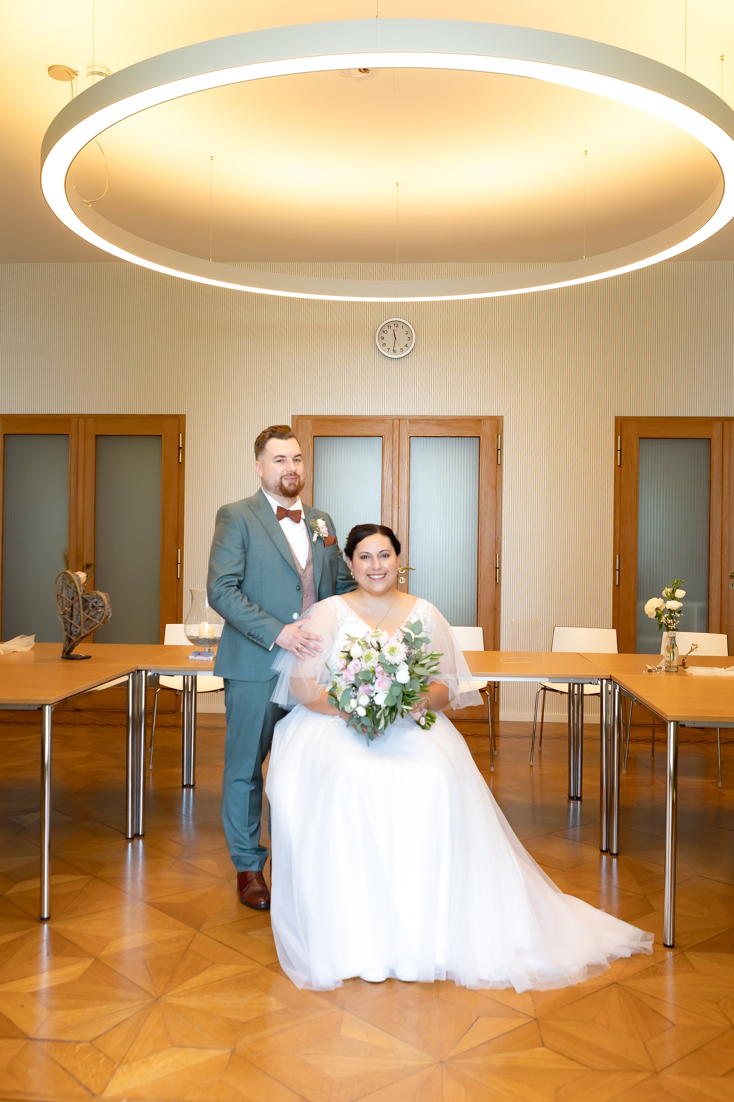 Hochzeitsfotografie Lindenberg, Hochzeitsfotograf Allgäu, Hochzeit Shooting Bayern, Professionelle Hochzeitsfotografie Lindenberg, Brautpaar Fotoshooting Allgäu, Hochzeitsportraits Bayern, Verlobungsfotoshooting Lindenberg, Hochzeitsreportage Allgäu, Brautpaarfotograf Bayern, Hochzeitsbilder Lindenberg