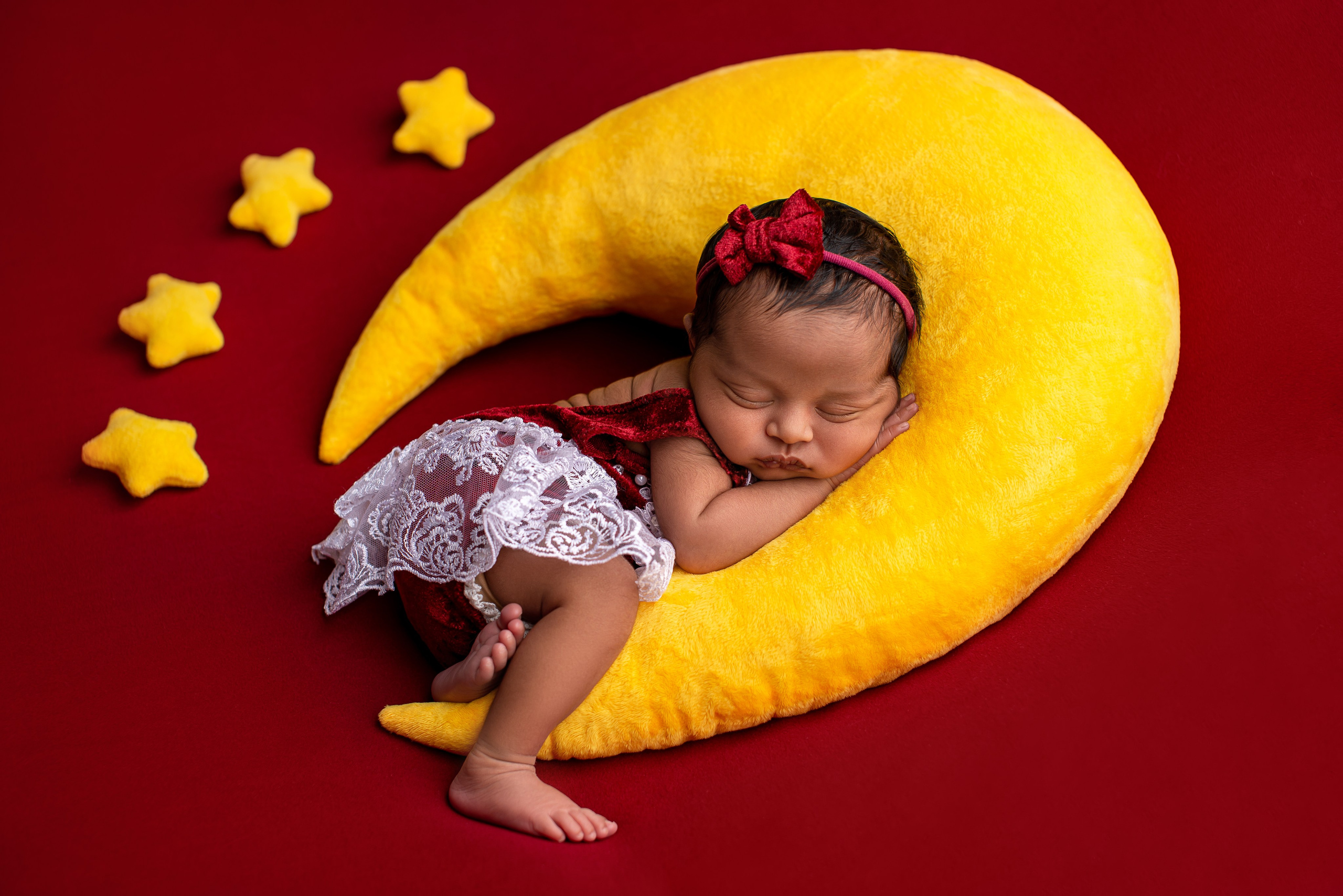 Neugeborenenfotos in Berlin – Studio oder bei Ihnen zu Hause