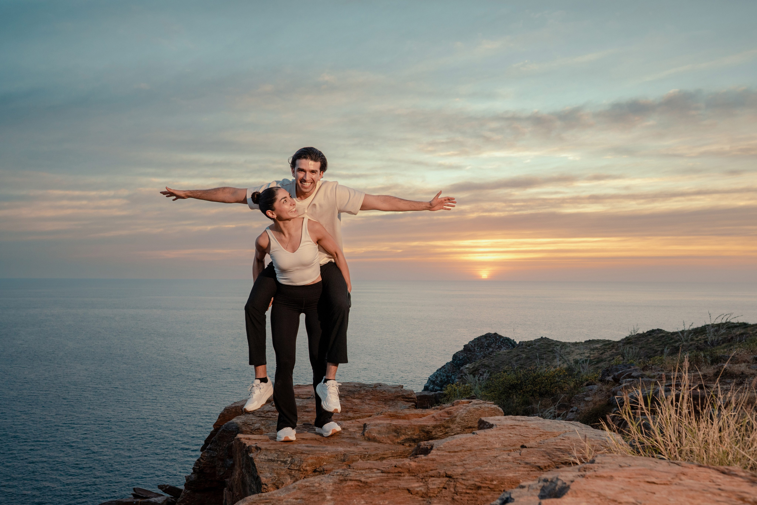Save the Date at Punta Lobos | Adventure Engagement Session in Todos Santos. Los Cabos Wedding Photographer – Izrael Reyna