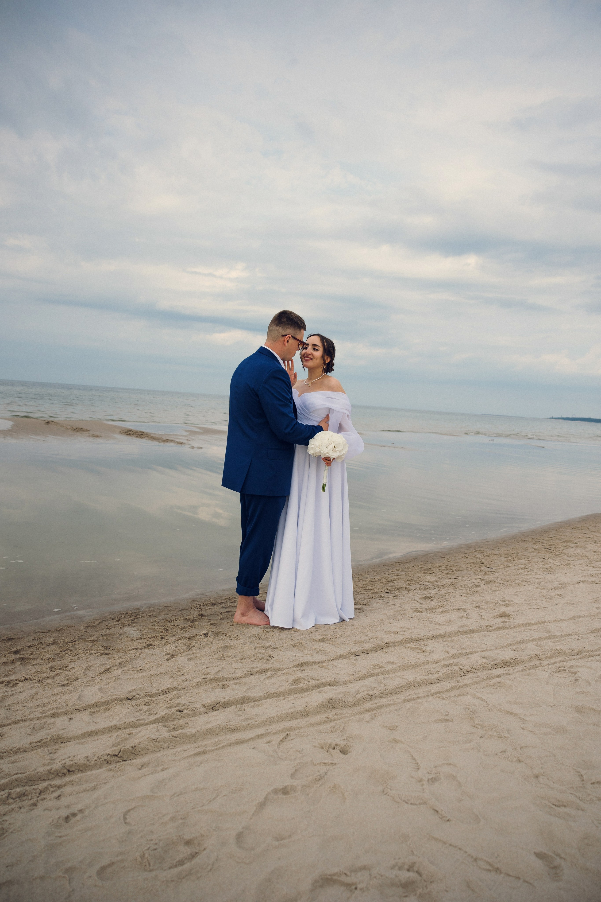 Fotograf Szczecin SESJA FOTOGRAFICZNA Z PRZYGOTOWAŃ DO ŚLUBU CEREMONIA WESELE Sesje narzeczeńskie Wasz fotograf ślubny Fotografia ślubna
