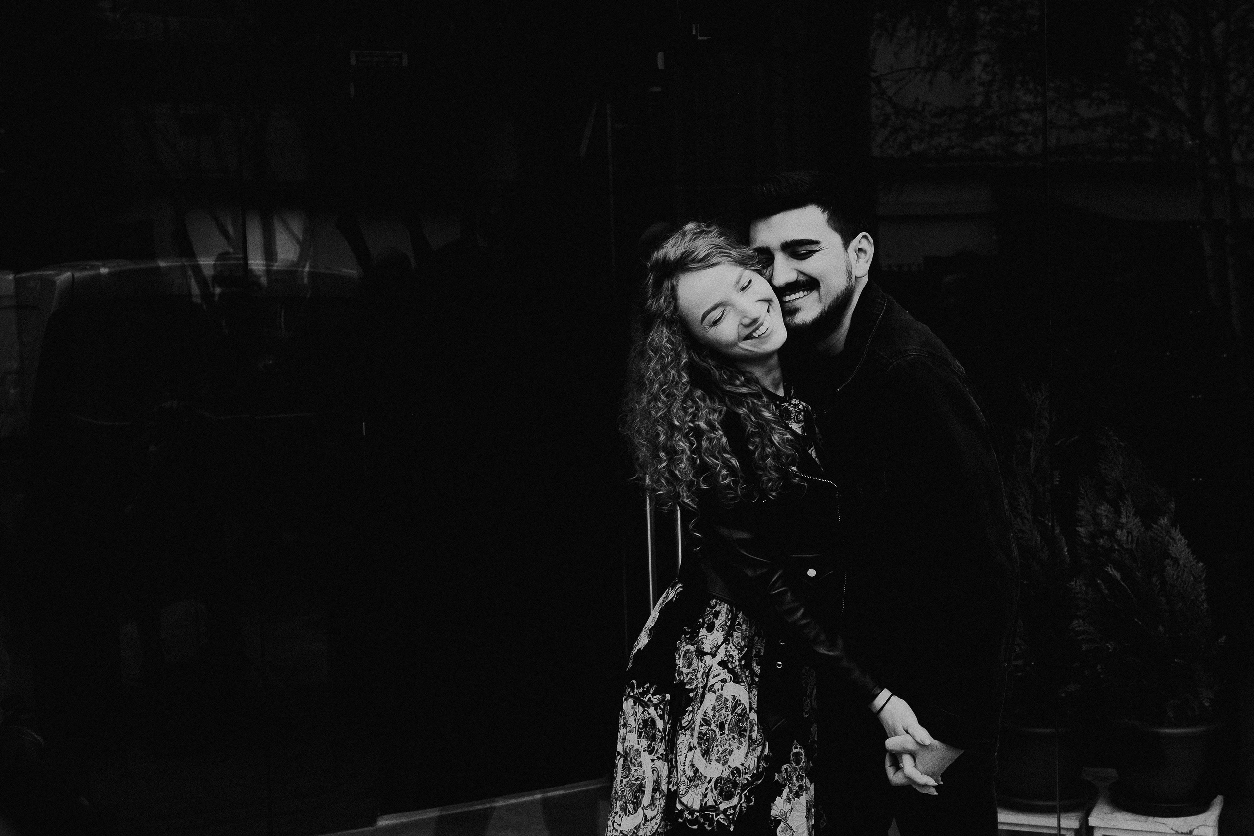 Wedding photos in Bucharest: Inspiration, Learning, Creativity. Valentin Melen — wedding photographer