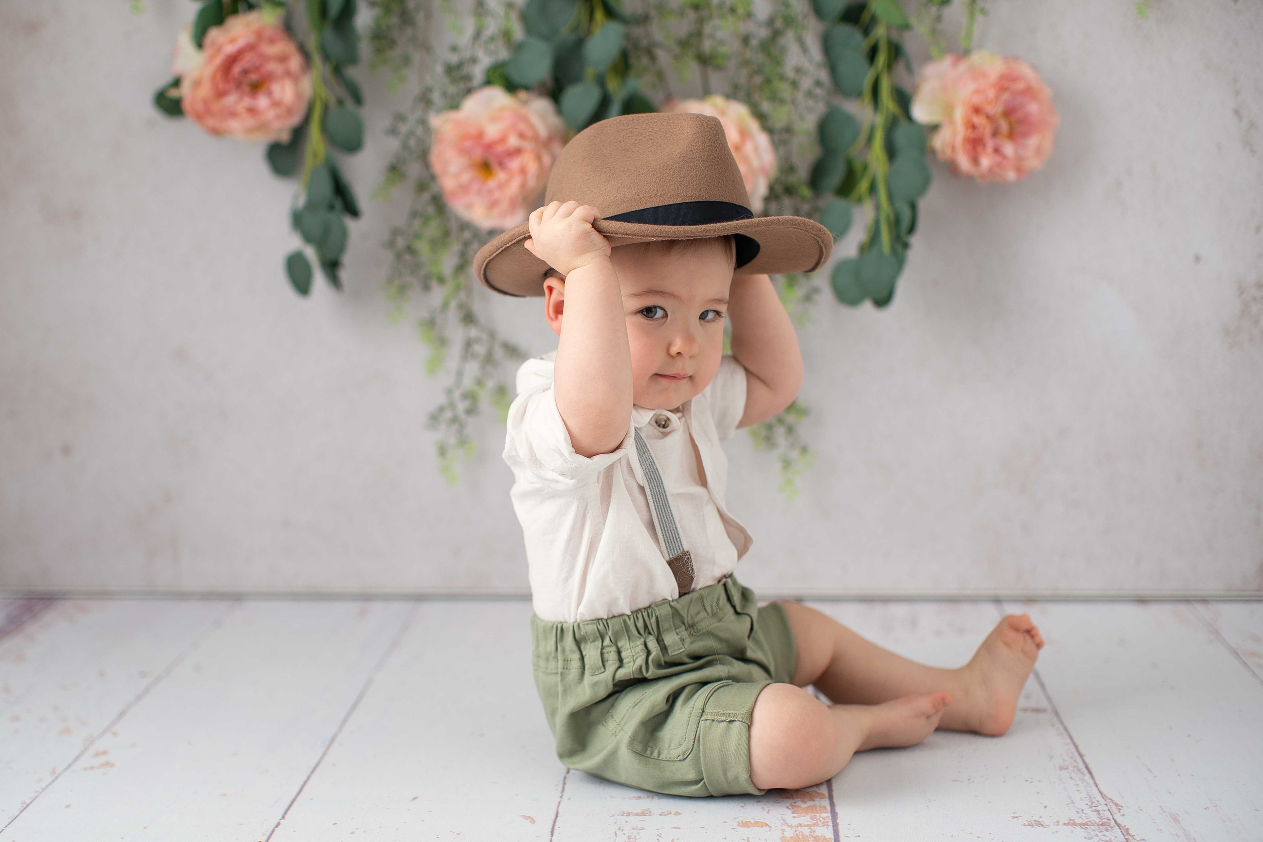 Cake Smash Baby Photoshoot Hills Disctrict Sydney, family photographer