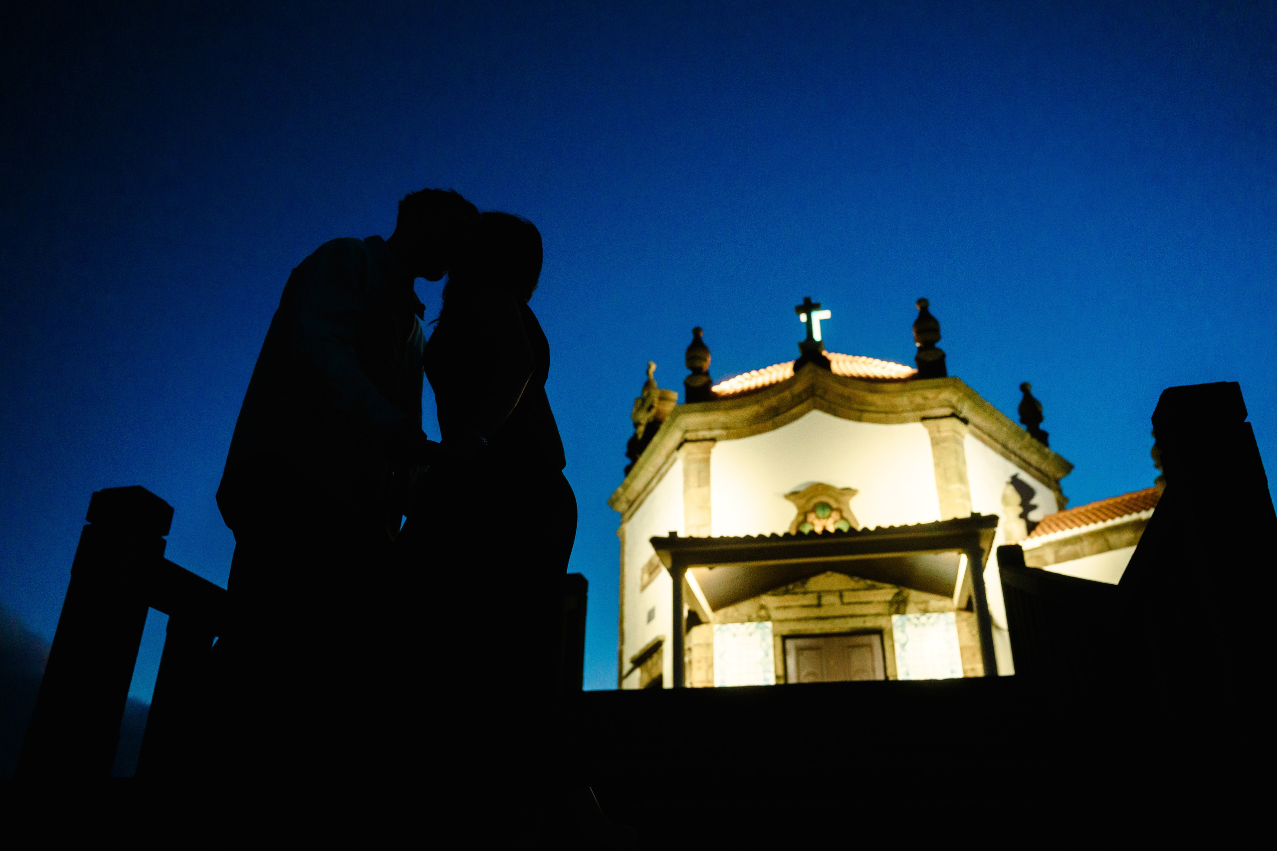 Capela Do Senhor Da Pedra. Photo and video shoots, photo tours in Portugal — WePortugal