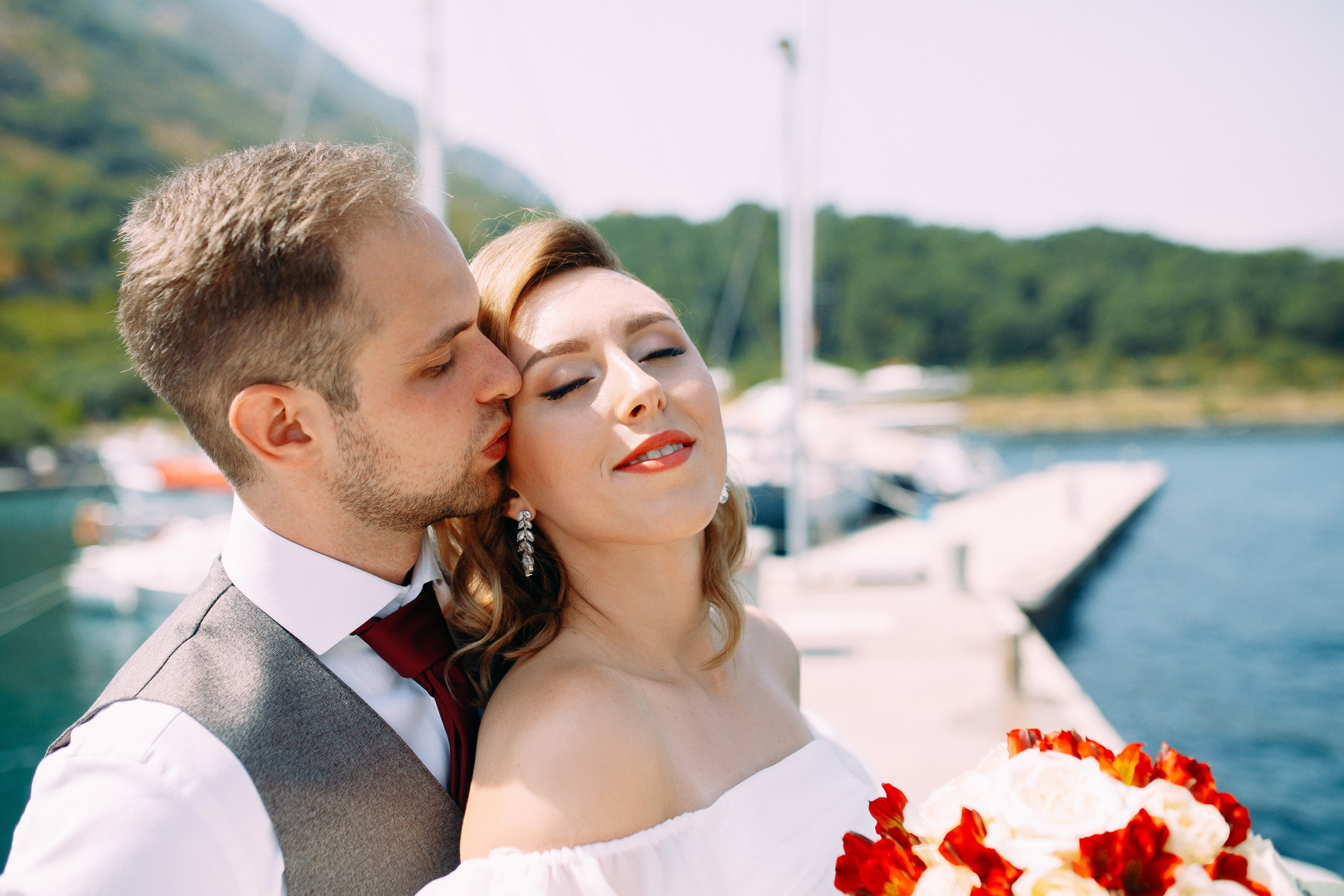 Wedding makeup artist hairdresser in Montenegro. Makeup artist and hairdresser in Montenegro Nadia Lia