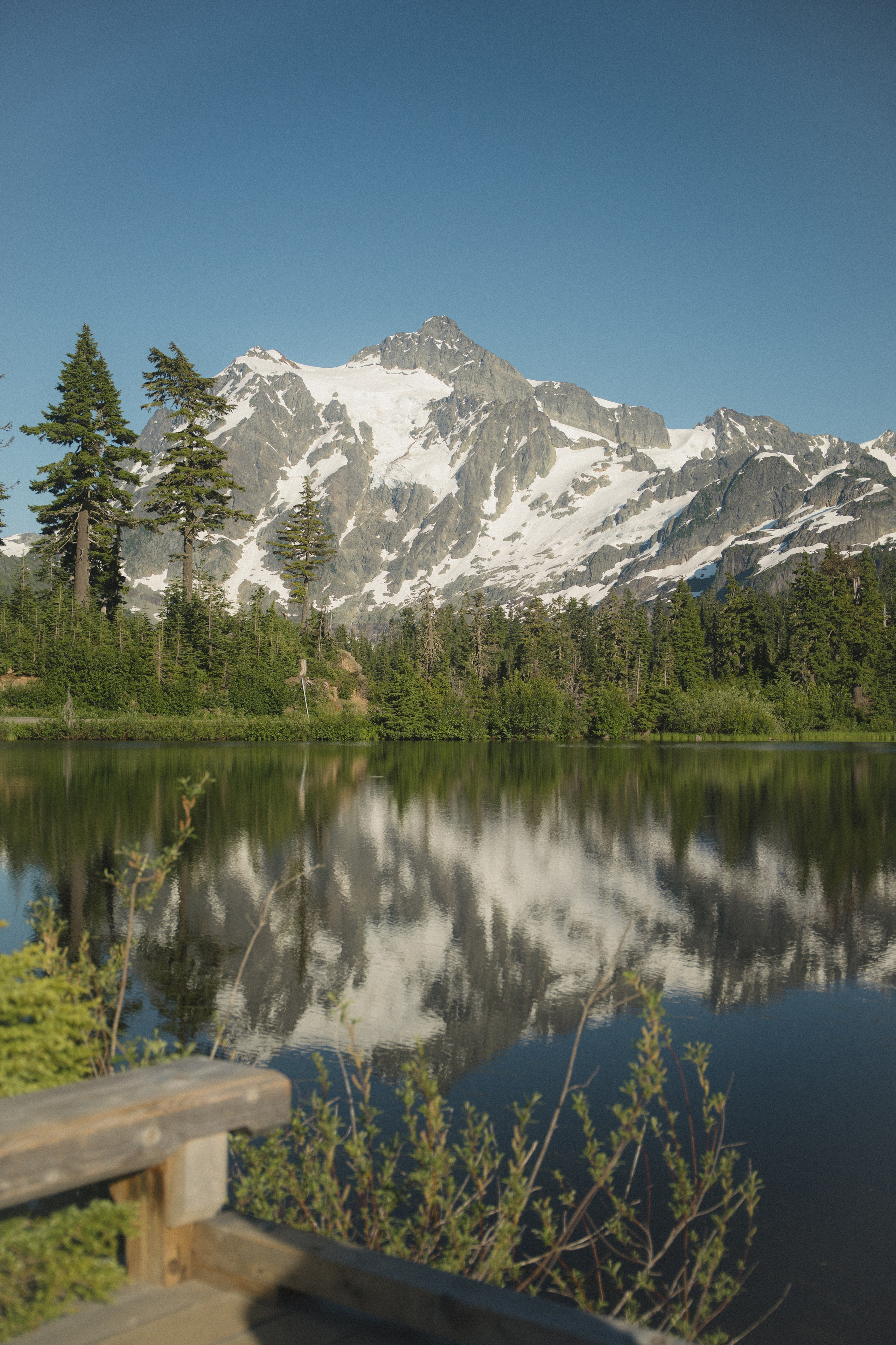 Next-Level Adventure Sessions (Ocean Coast, Mt. Baker & Beyond). Photographer in Washington Sophia D