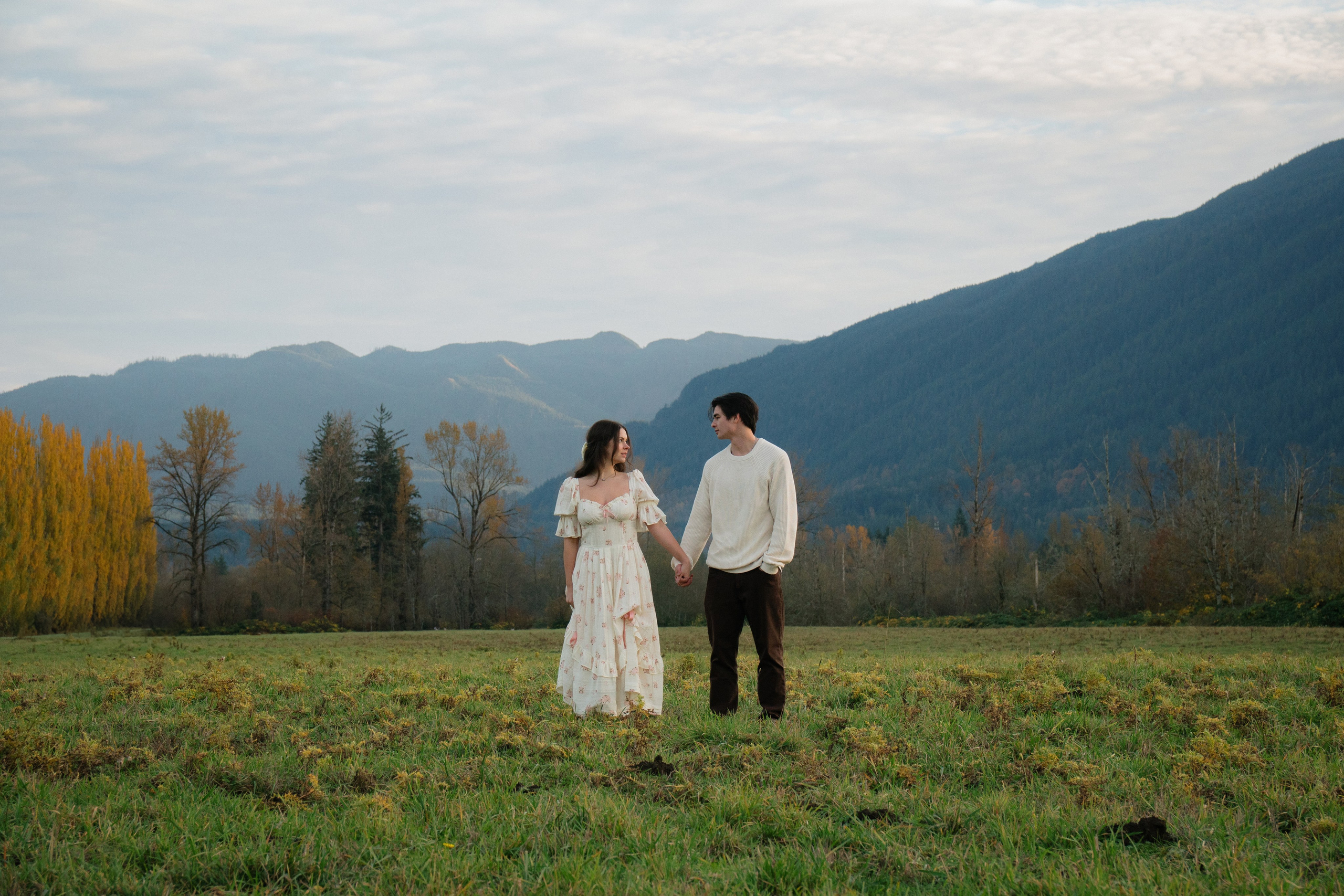 Scenic Photo Spots (~1 Hour from Seattle). Photographer in Washington Sophia D