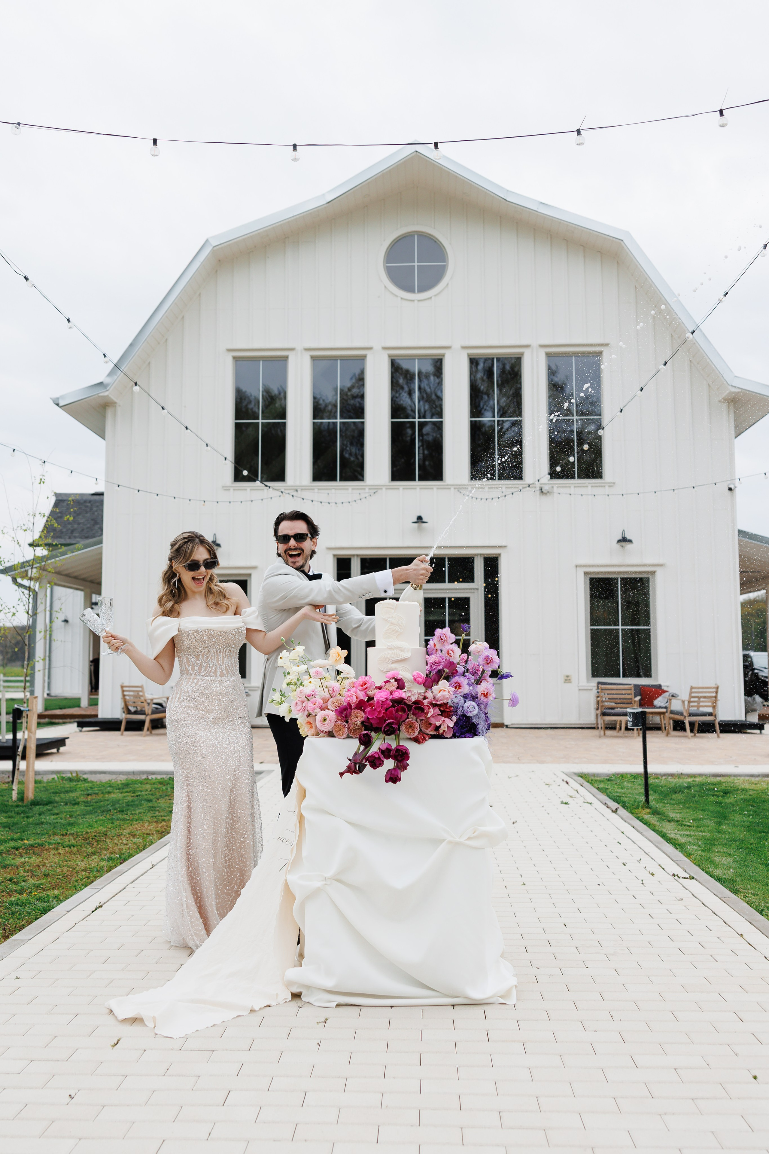 Wedding Photographer in Bucharest — Manu Ivanciu