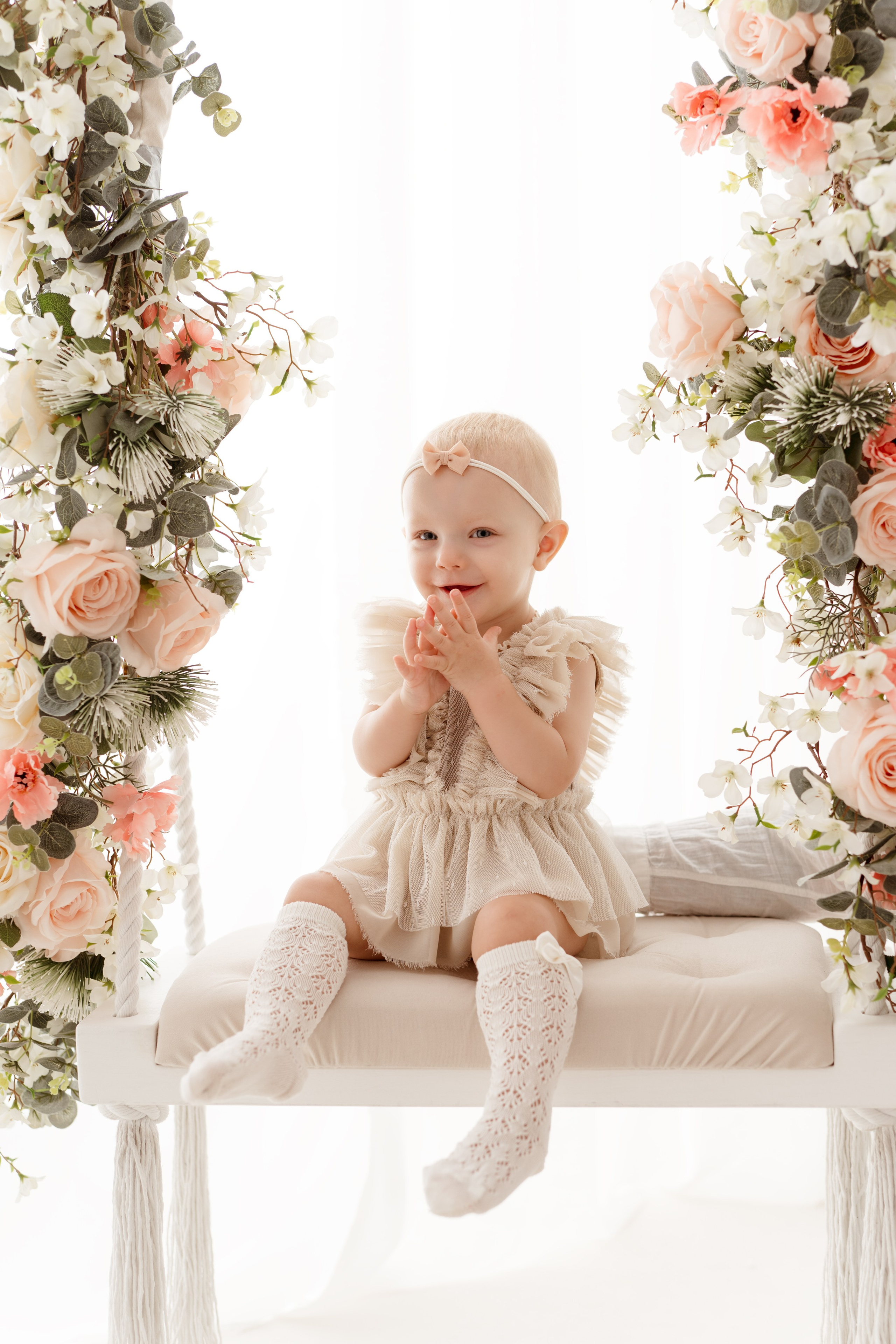 Sesja ciążowa Zuzanny. Fotograf Łódź - sesja ciążowa, noworodkowa, dziecięca. Studio w Łodzi