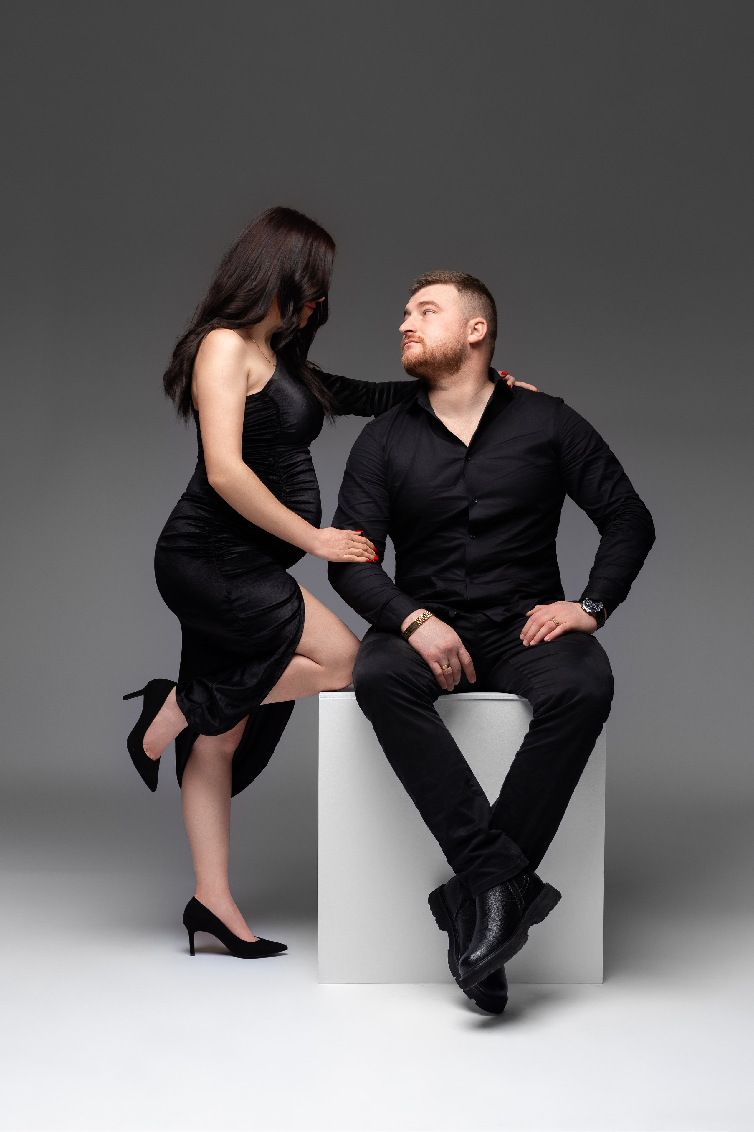 Babybauchfotos mit Familie im Studio Hockenheim