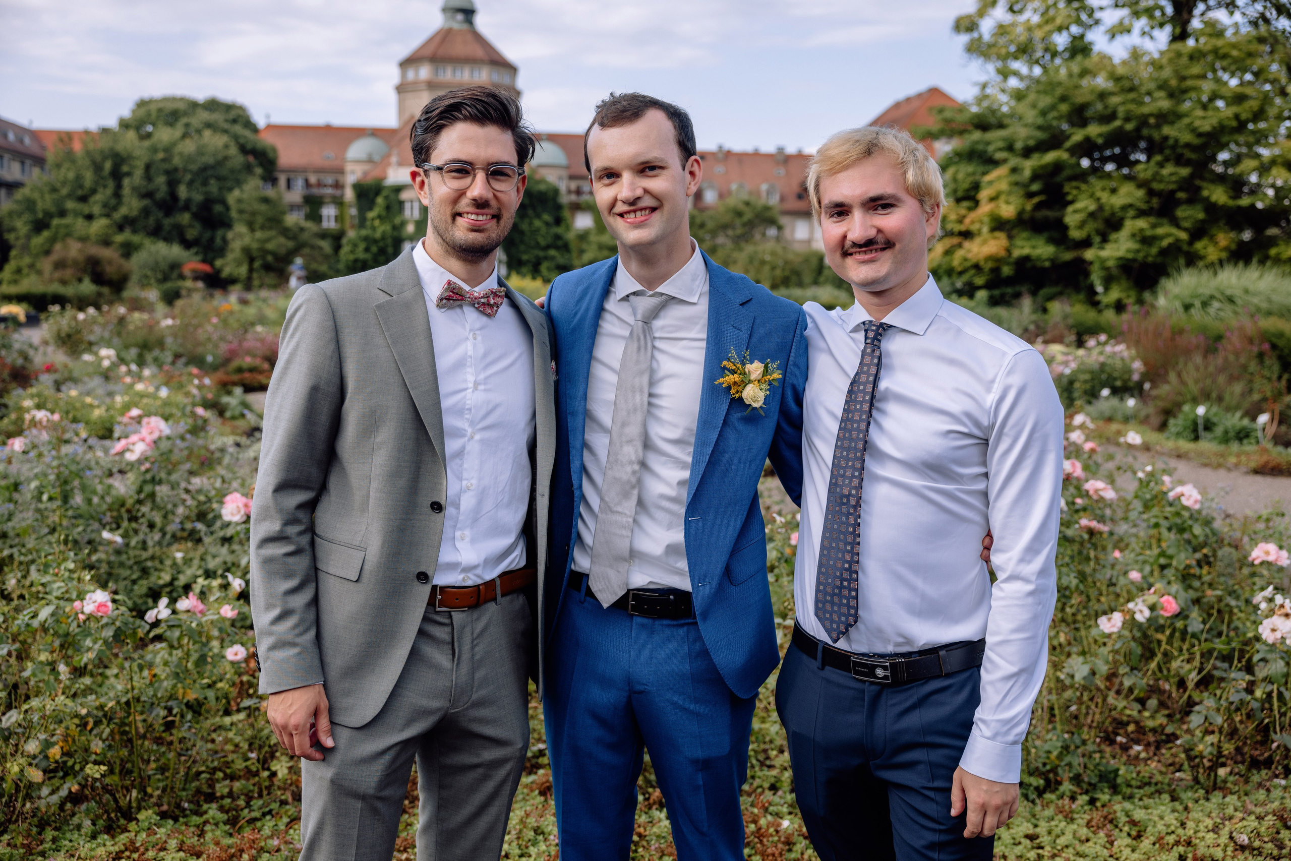 Café im Botanischen Garten. Deutsche - Japanische Hochzeit. Hochzeitsfotograf München Taufe Familienfotograf Tanja Mauke