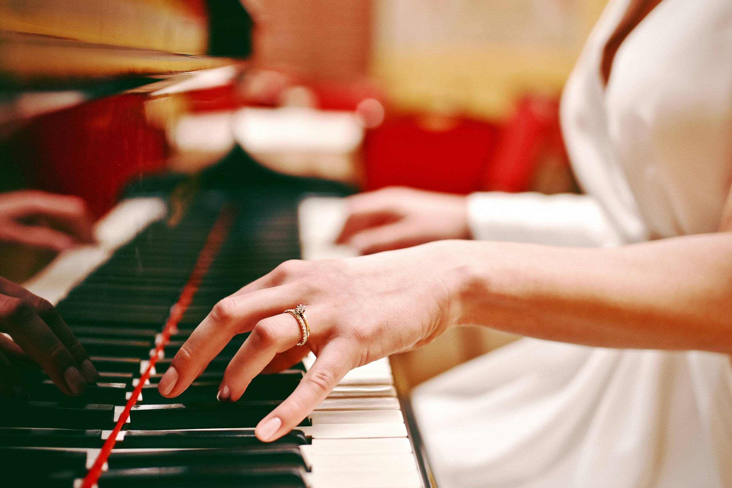 Vestuvių fotosesija, ceremonija, Vestuvių pasiruošimo fotografavimas. Vestuvių fotografas Vilnius Trakai kaina vestuvių fotografavimas fotografė personal.lt photogrpahy kainos jaunoji jaunikis nuotaka santuoka vestuvės, profesionali natūrali meninė reportažinė klasikinė fotosesija, vestuvių fotosesija gamtoje dvare
