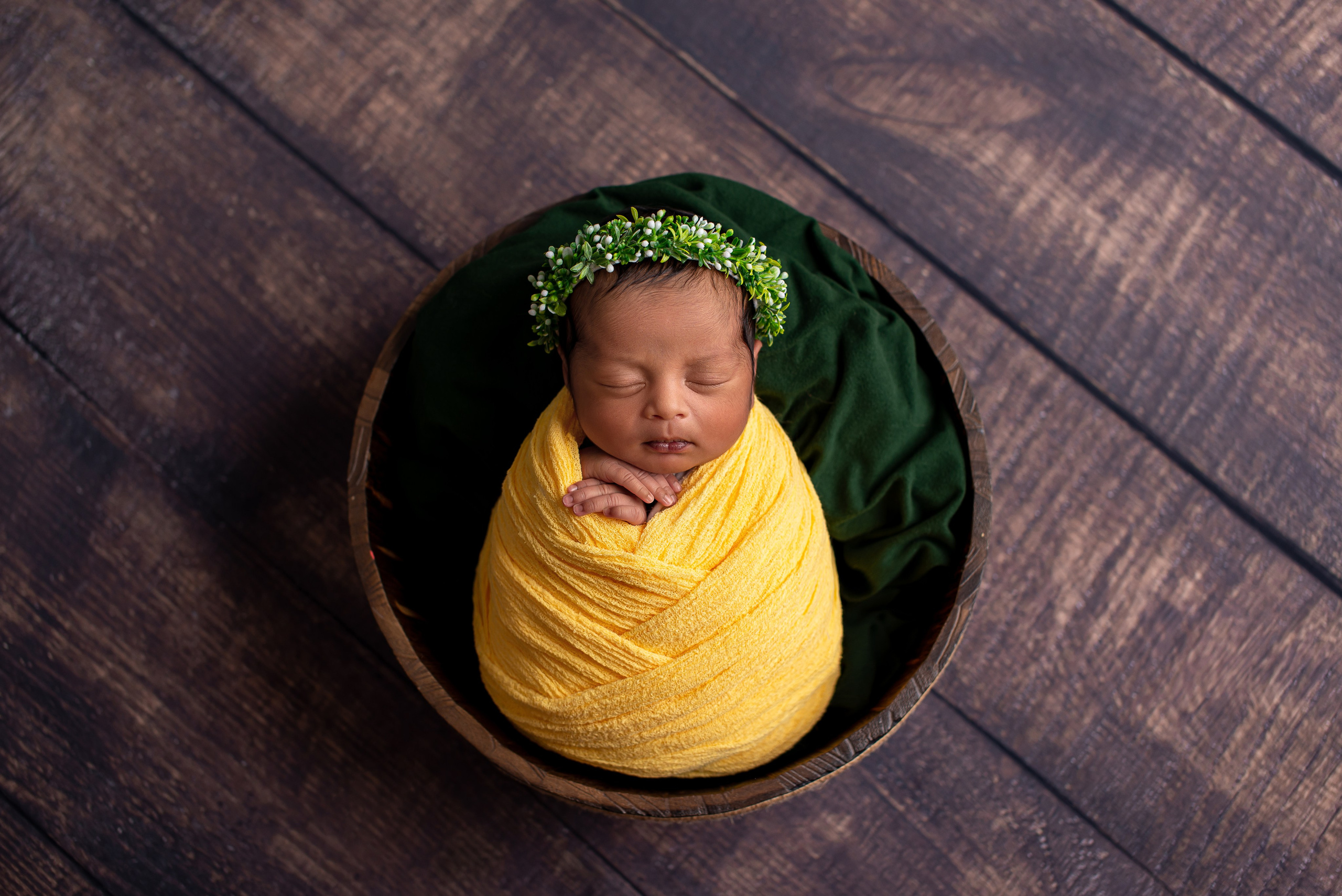 Neugeborenenfotos in Berlin – Studio oder bei Ihnen zu Hause