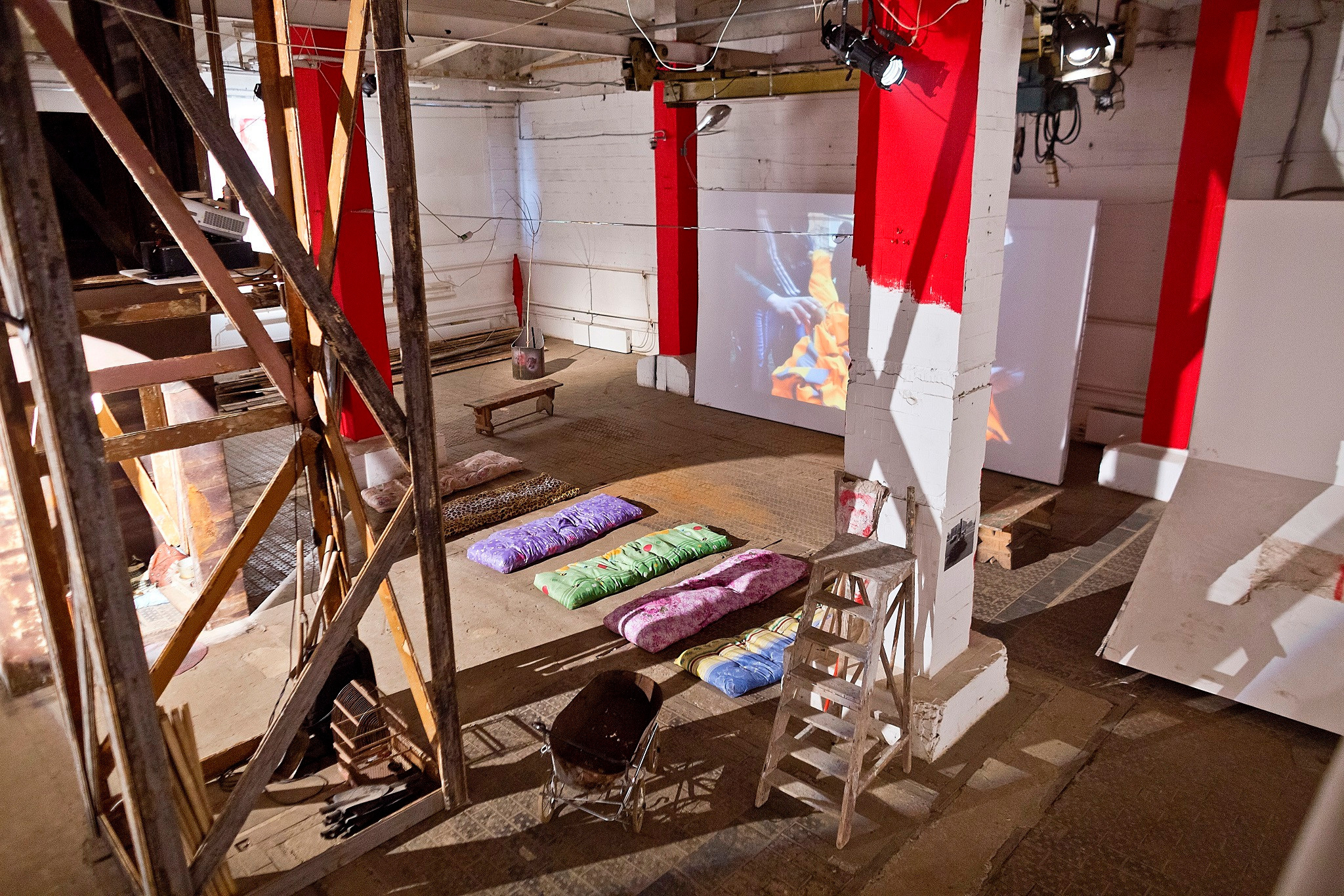 Spartacus. Times New Romans, Center of Creative Industries Fabrika, 2014. Haim Sokol’s artists website