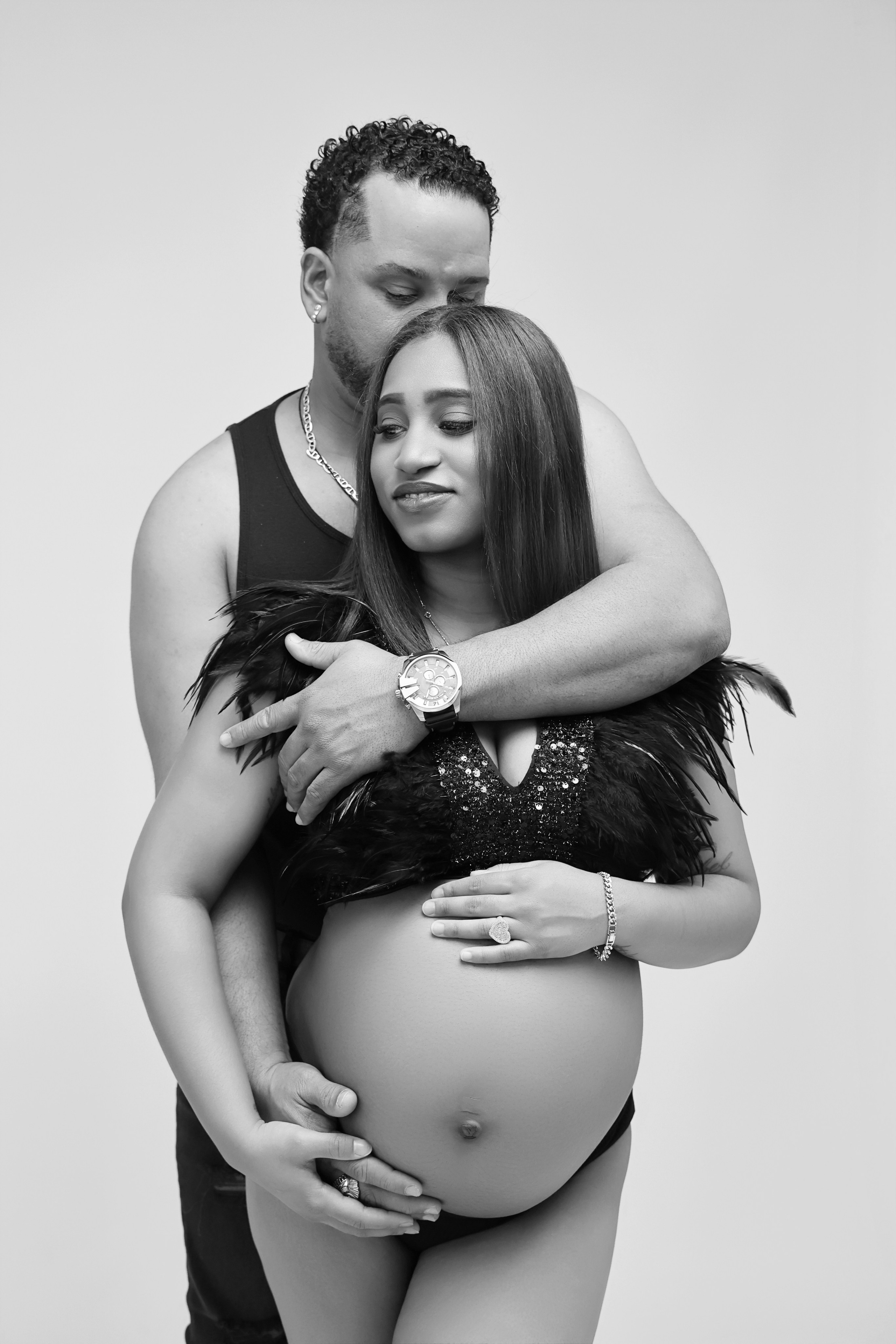 Nueva Sesión Embarazo En Estudio. Fotografía de Eventos, Embarazo y Familiar en Pirineos