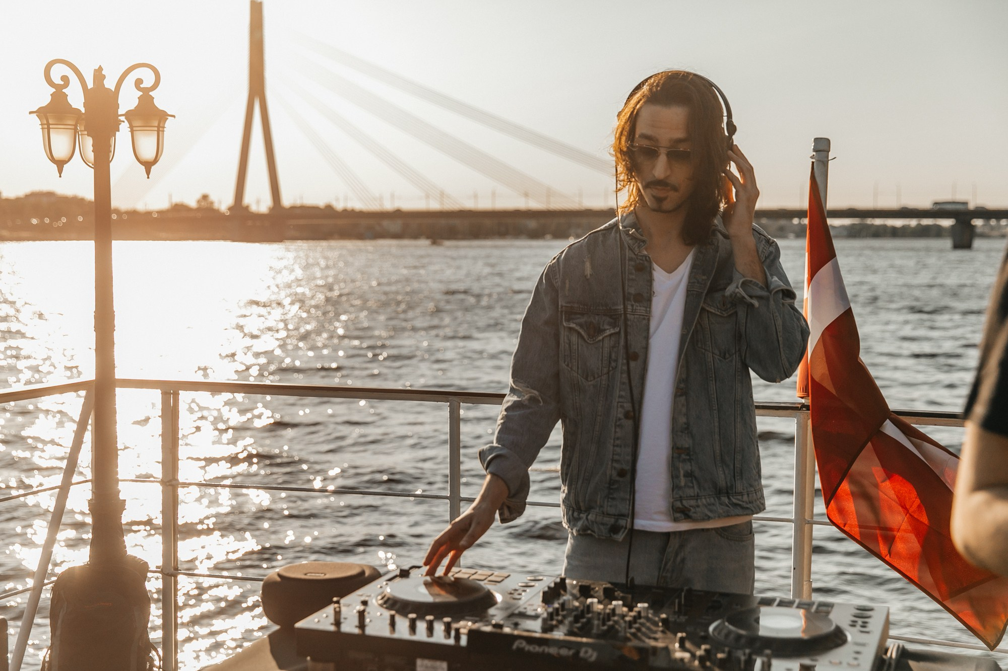 Services. Sandra Garanca Portrait and event photographer