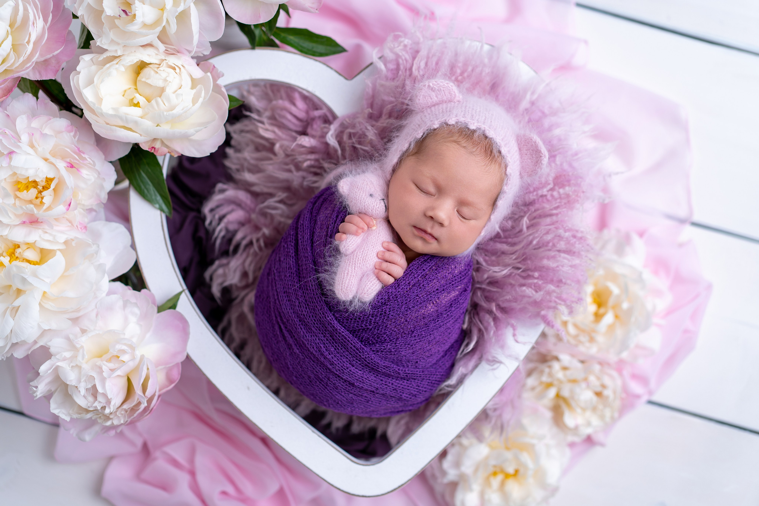Neugeborenenfotos in Berlin – Studio oder bei Ihnen zu Hause